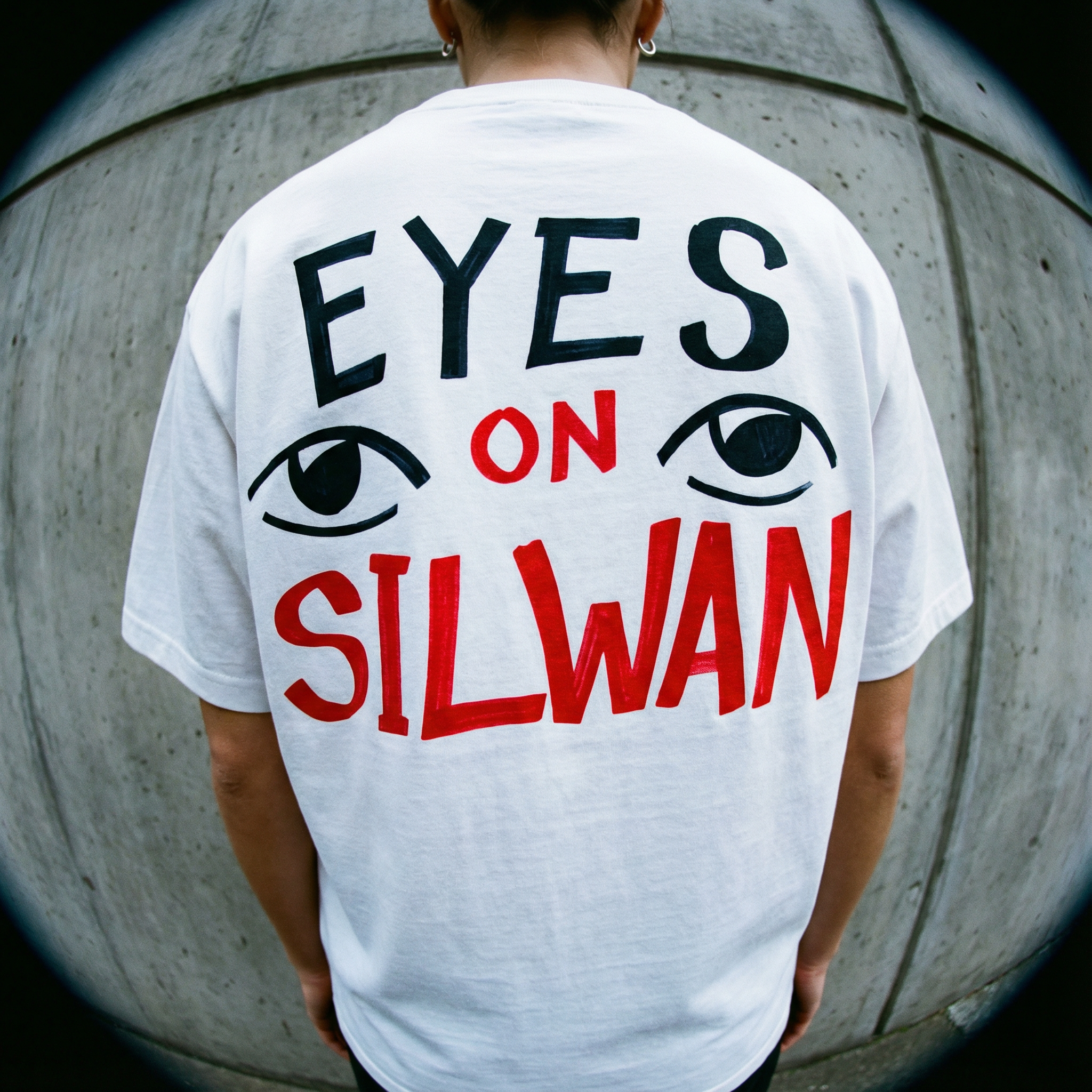 EYES ON SILWAN - Heavyweight Cotton T-Shirt