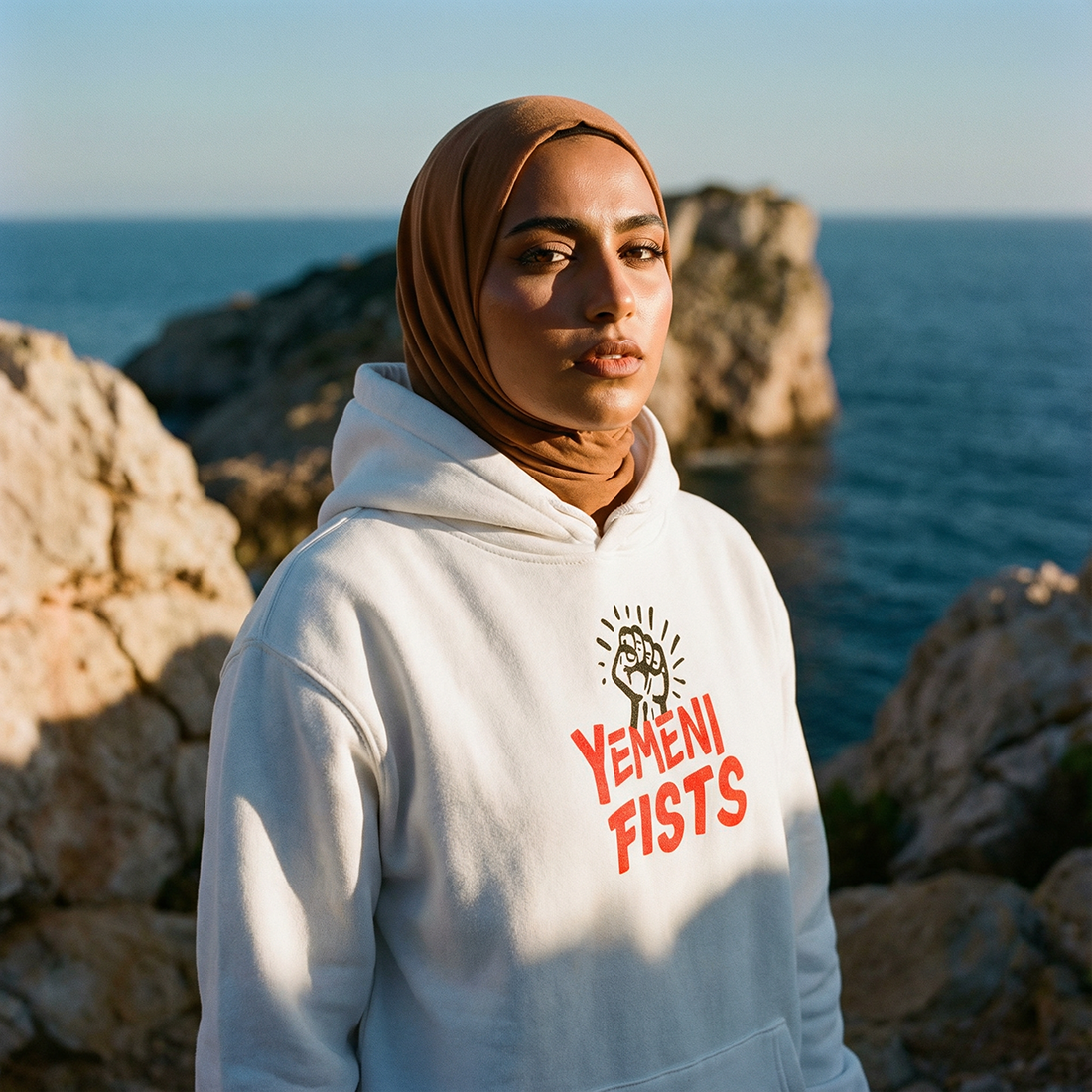 YEMENI FISTS - Oversize Fleeced Hoodie