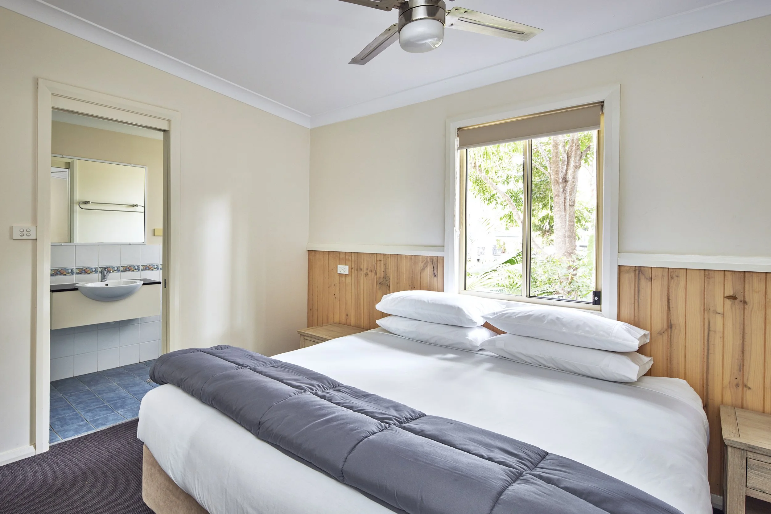 holiday houses for friends to celebrate.