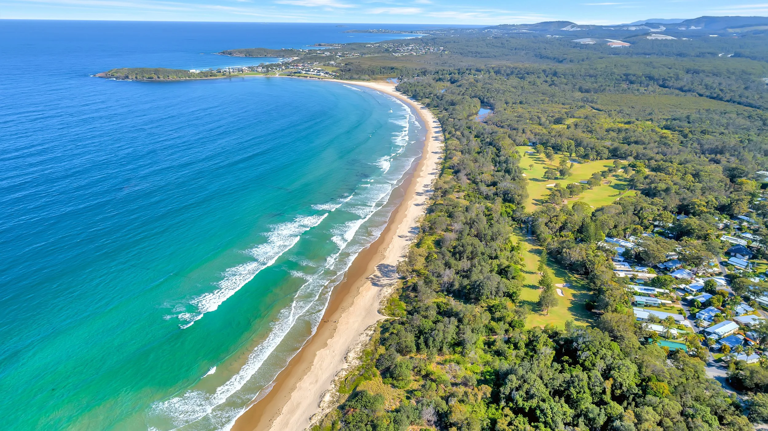 beach holiday for schoolies - memorable, fun, life-changing experience.
