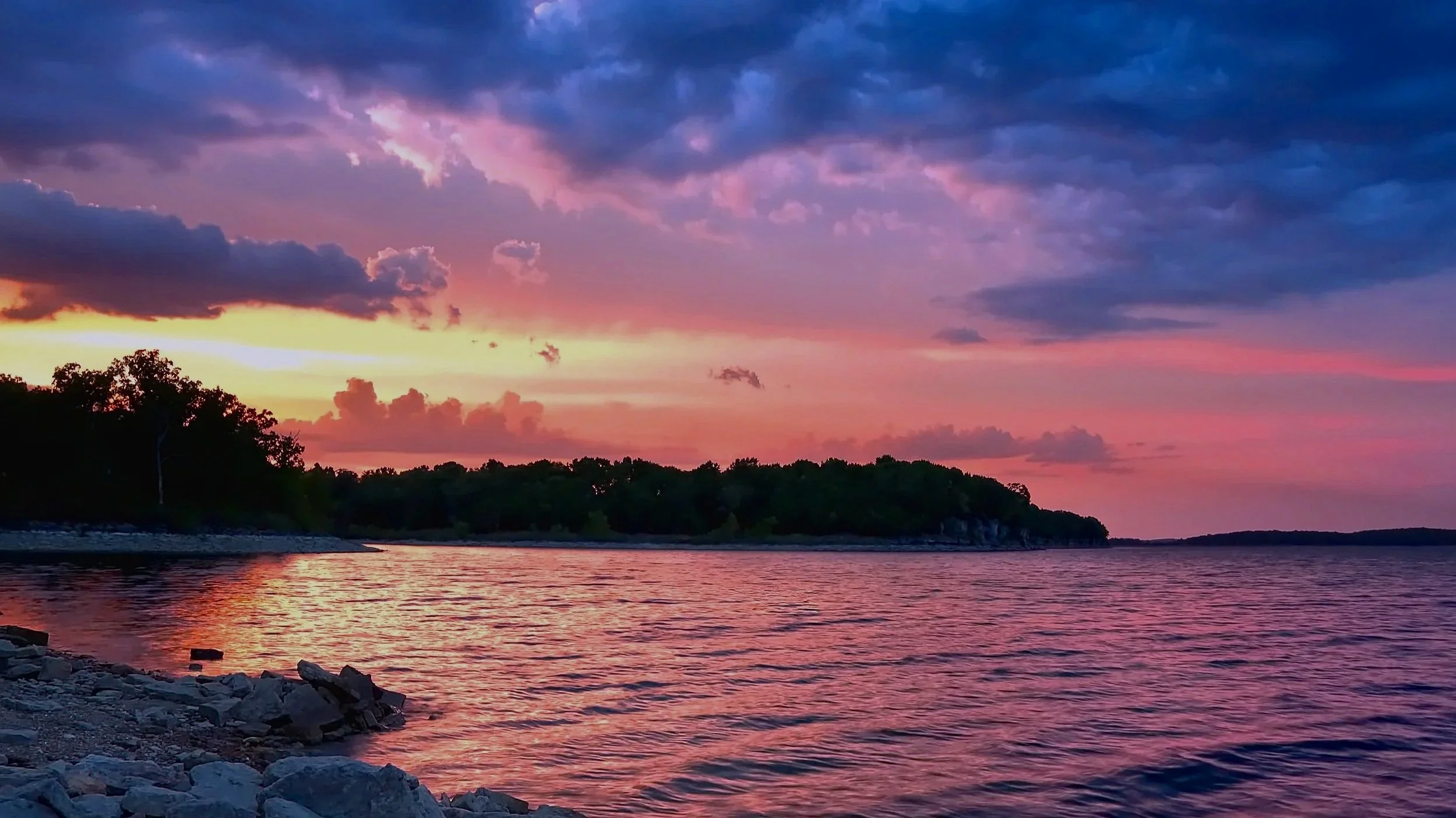 beautiful-scenery-sunset-reflecting-sea-breathtaking-colorful-clouds.jpg