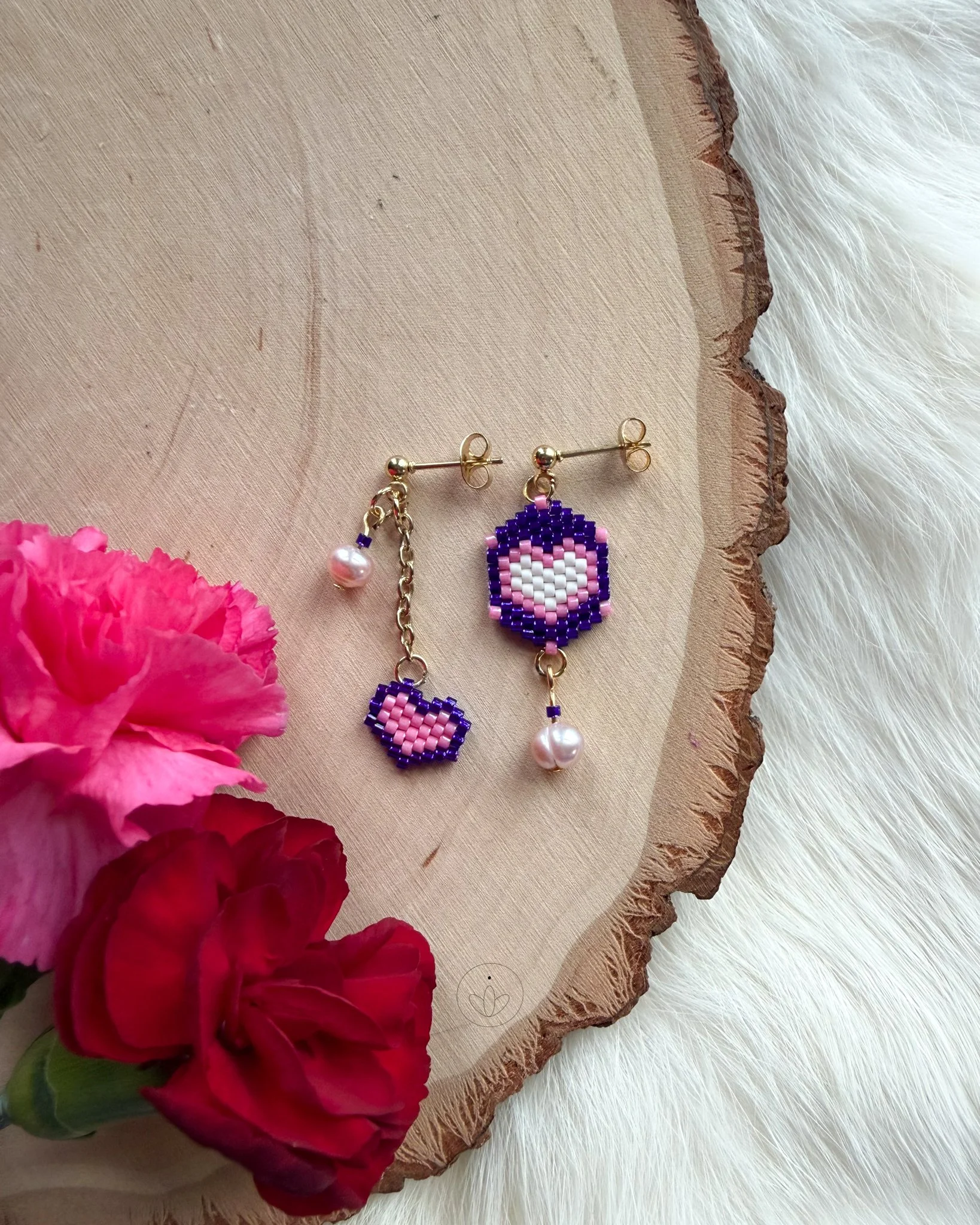 XOXO gold stud purple-1.jpg