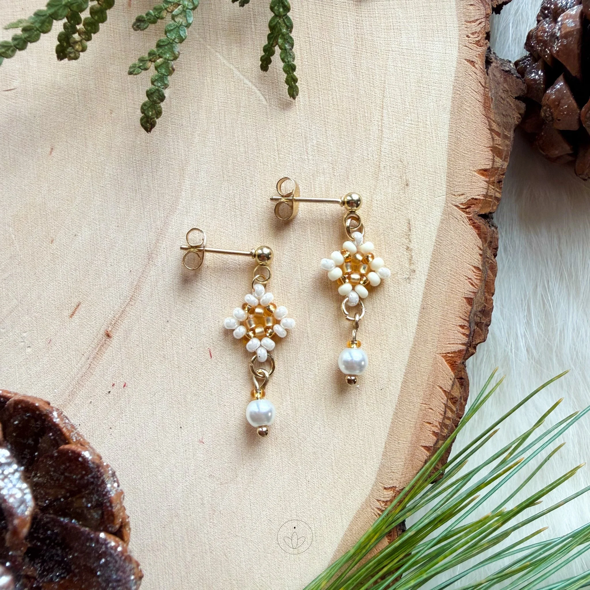 Gold studs Gwendolyn minis.jpg