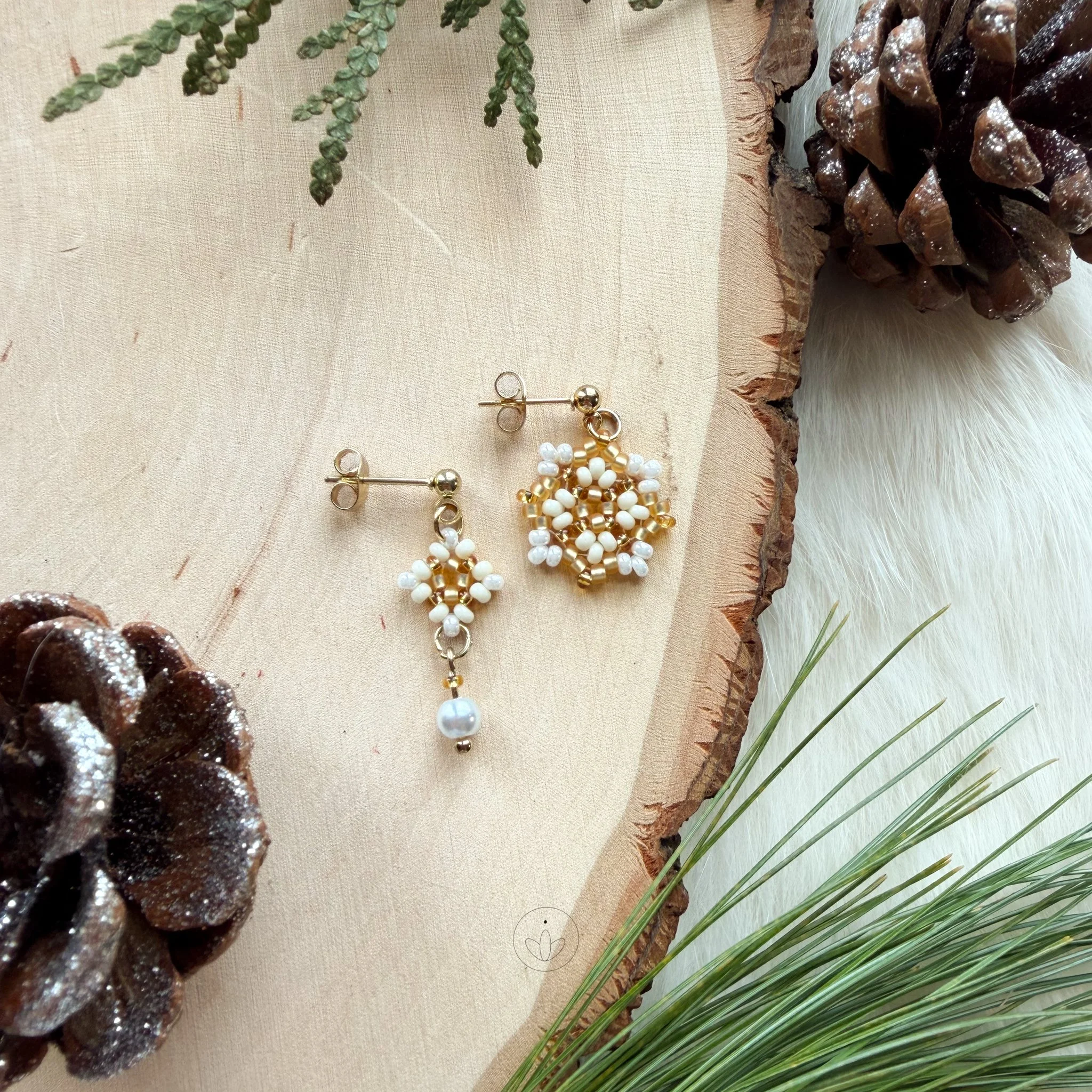 Gold studs Gwendolyn mix.jpg