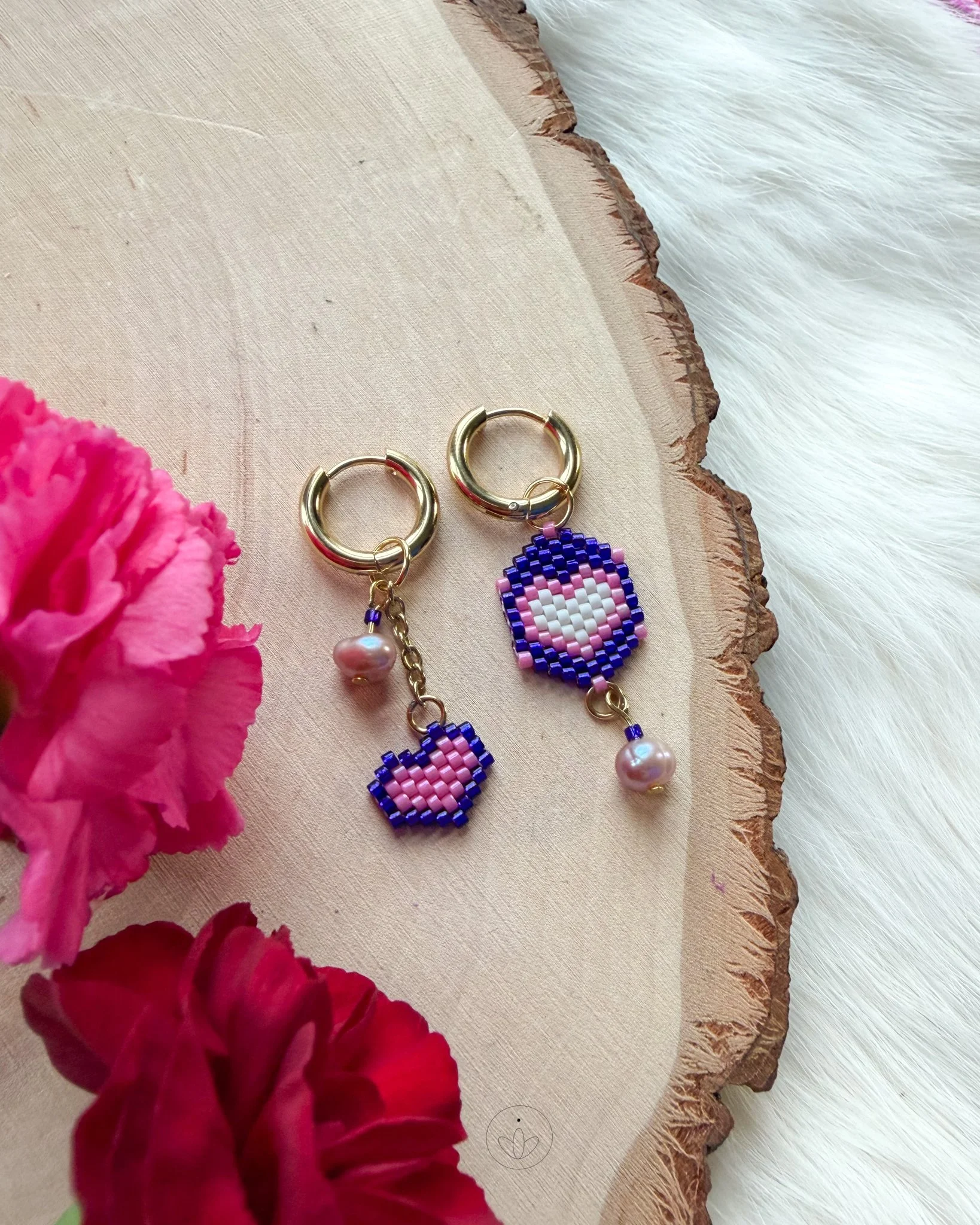 XOXO silver hoop black-1.jpg