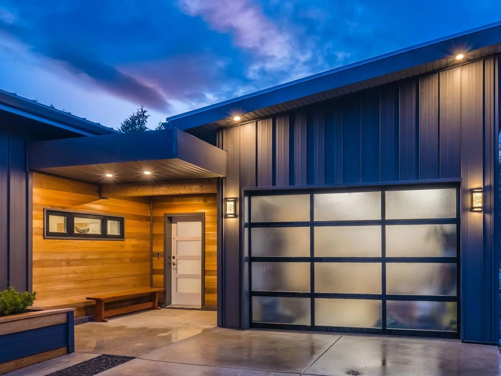 Böehm Construction Nanaimo - Gould Road Exteriour4.jpg