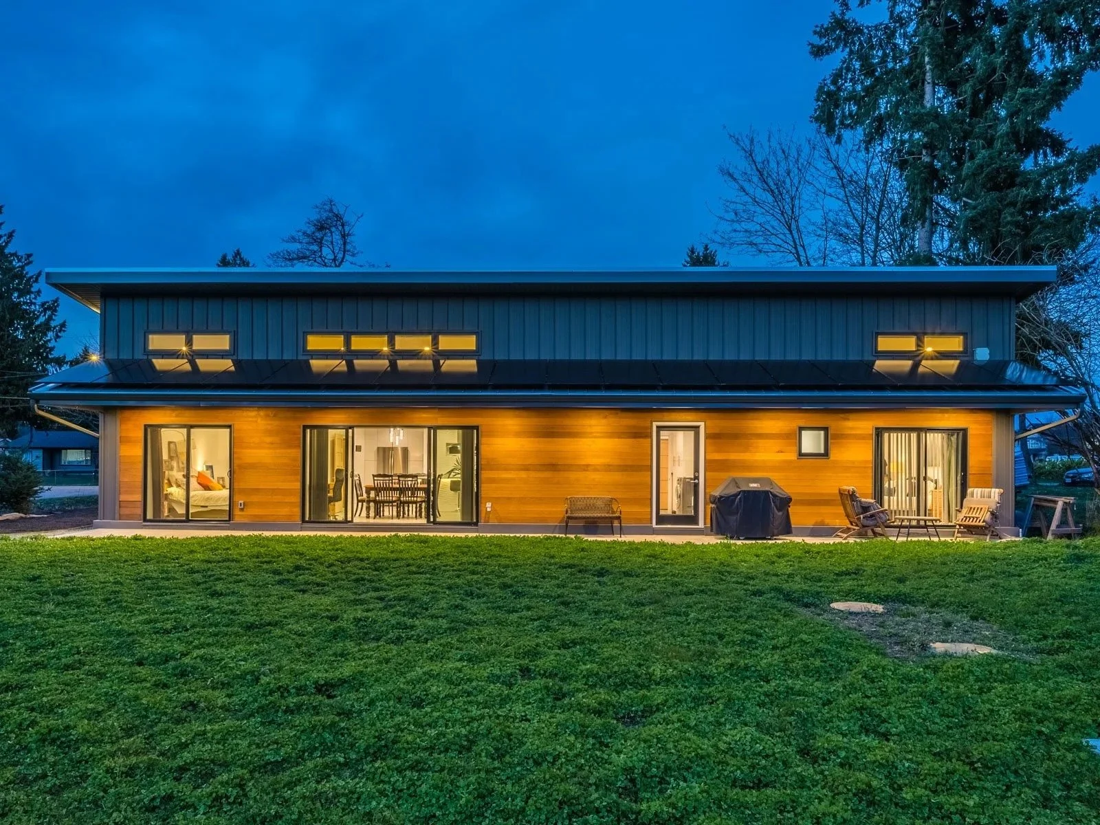 Böehm Construction Nanaimo - Gould Road Exteriour15.jpg