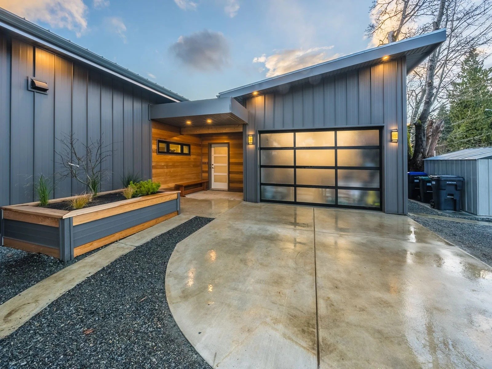 Böehm Construction Nanaimo - Gould Road Exteriour1.jpg