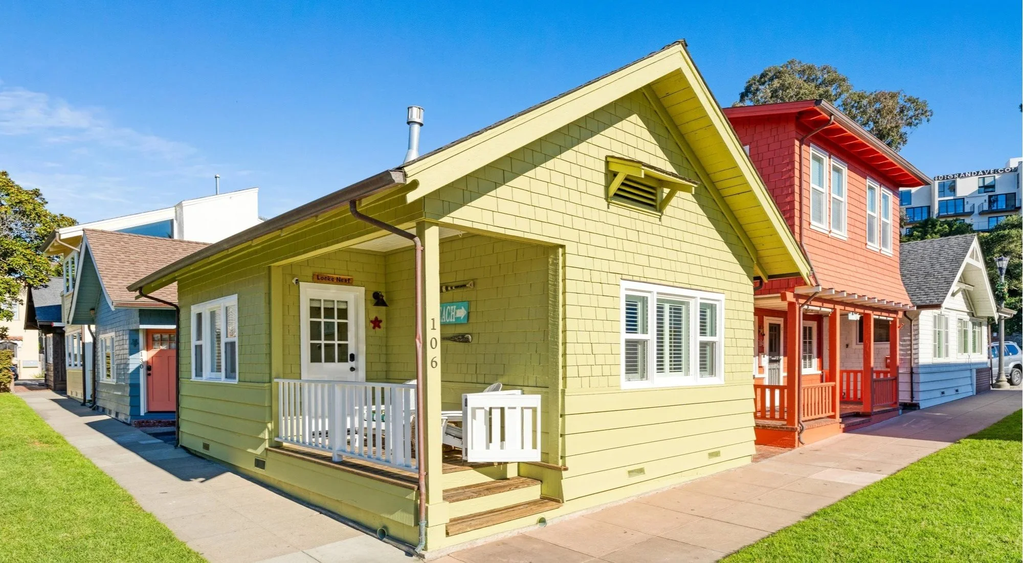 Colorful Capitola Cottages on Lawn Way