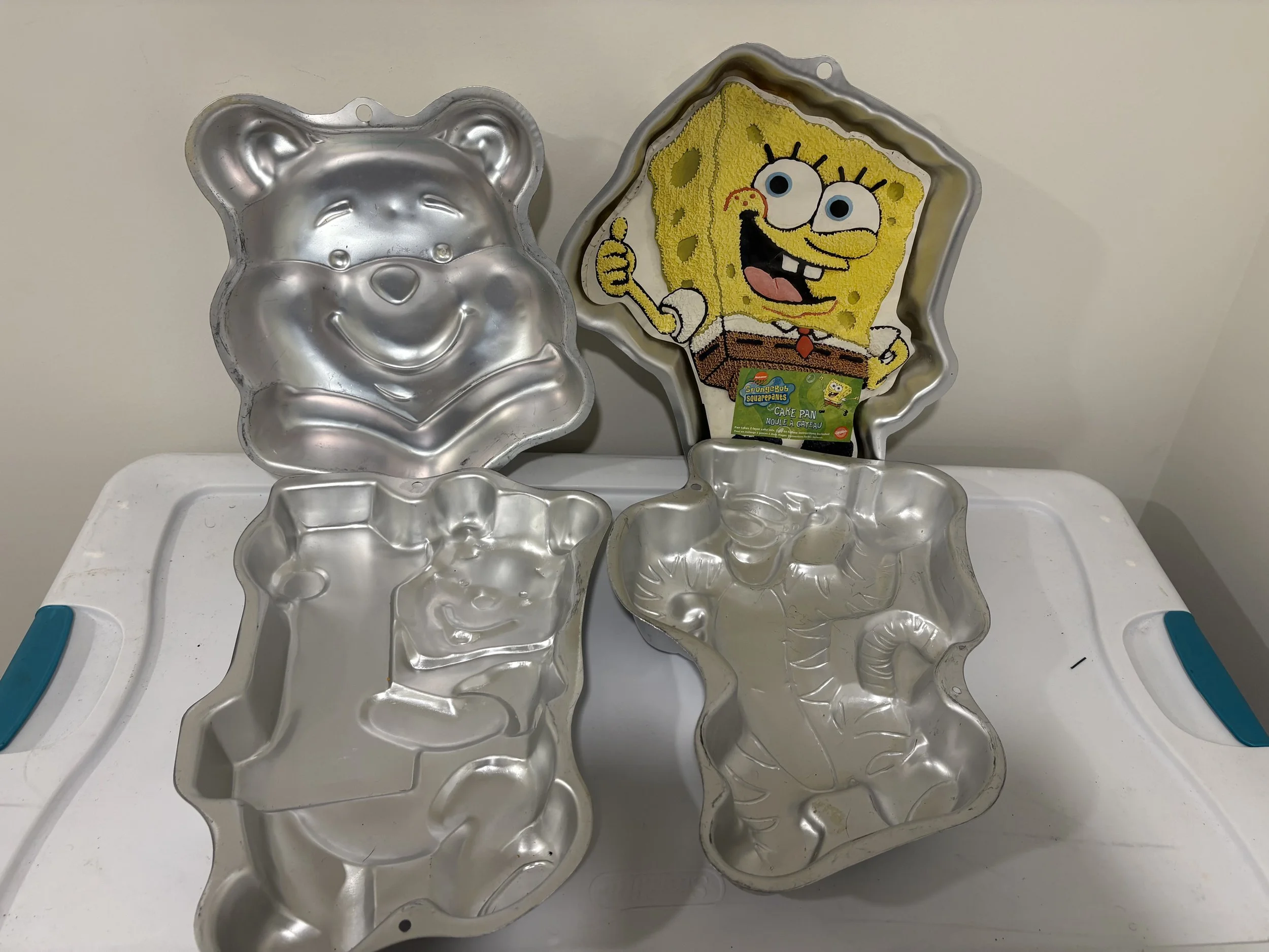Character Cake Pan Set 1 (Unboxed)