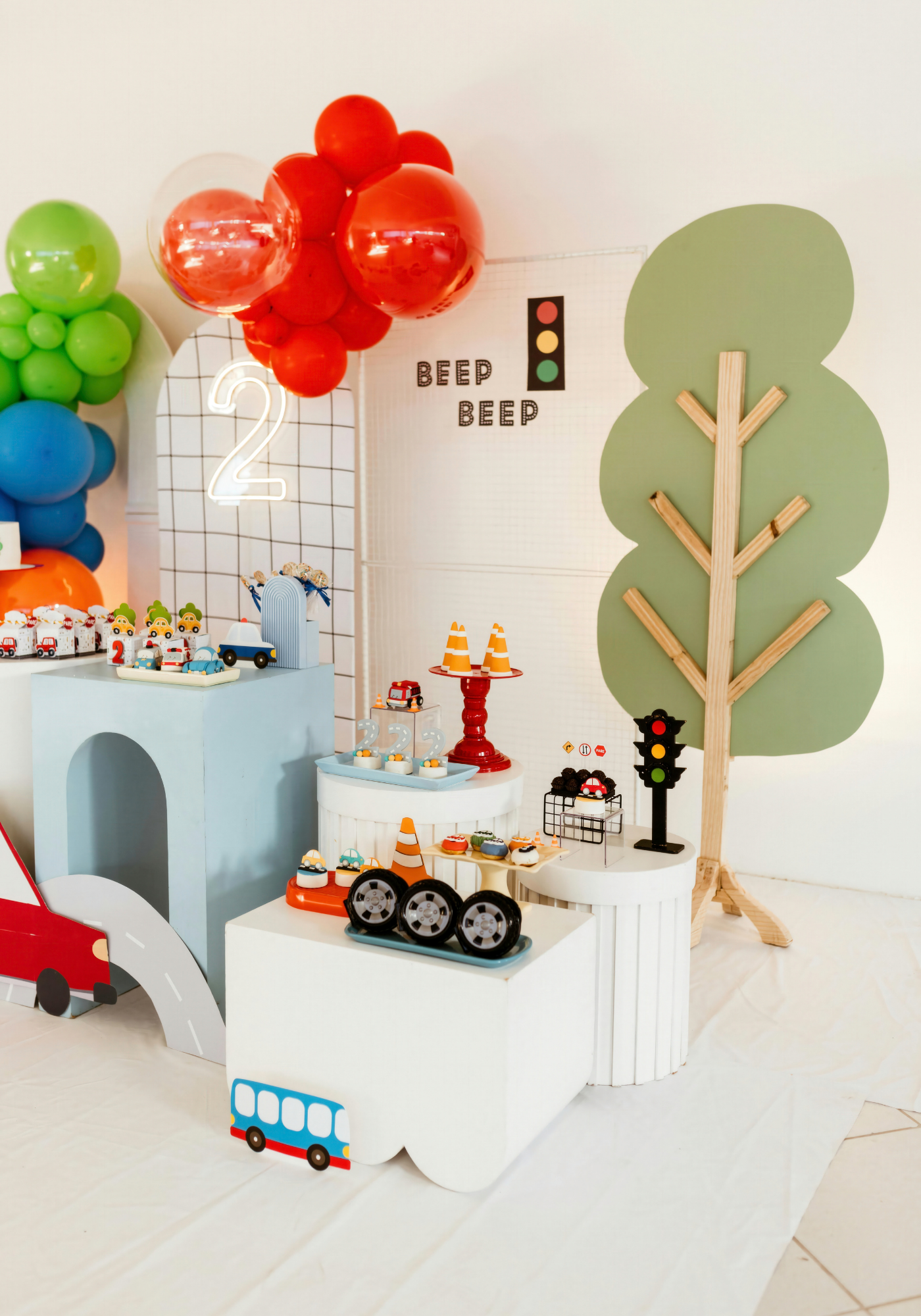 Kid's party decorations