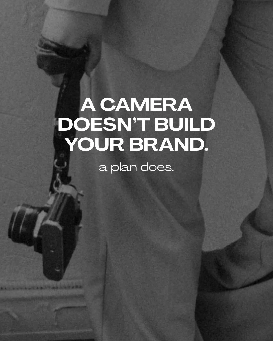 Hot take: A content day without a plan is just expensive guessing.

Every session I run includes: &bull; A mapped-out shot list &bull; Defined deliverables &bull; Structured filming flow &bull; Intentional brand visuals &bull; Multiple variations per