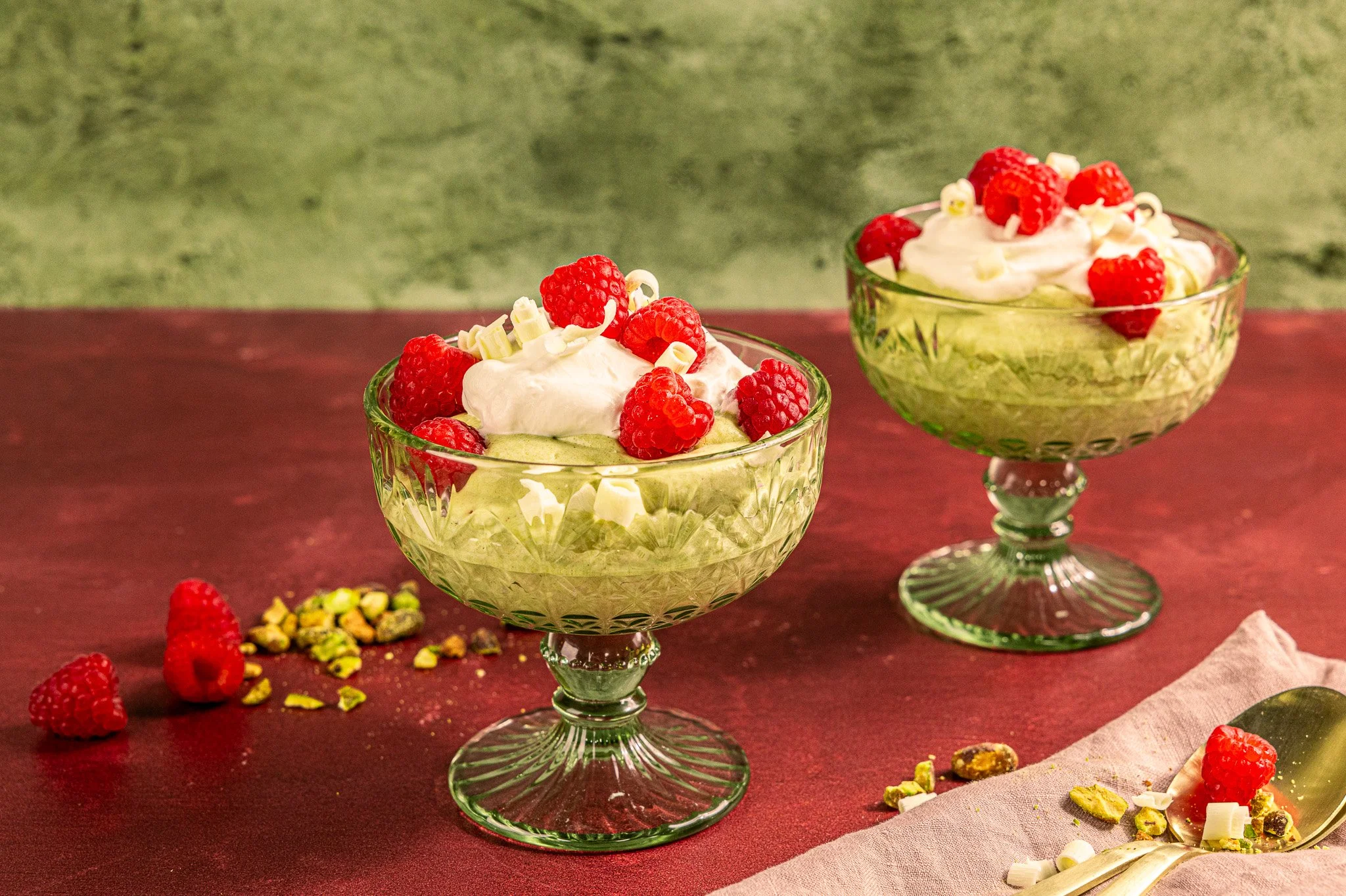 Pistachio_Milk_Mousse_07.jpg