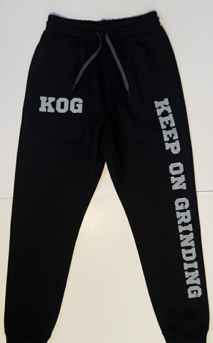 women's sweats black.png