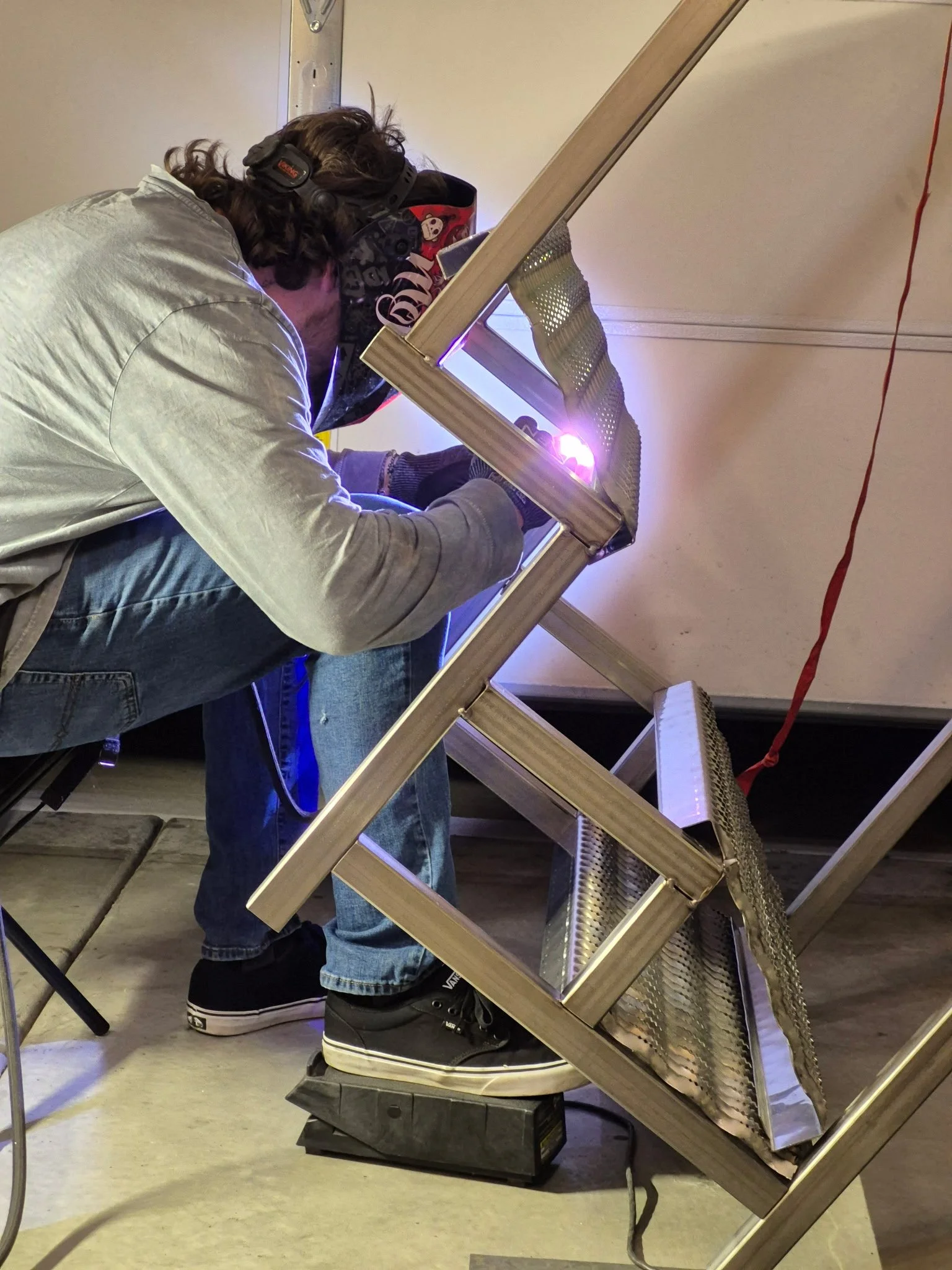 Welding the High Quality Stainless Steel Non-Slip Portable Stairs with Hand Rails