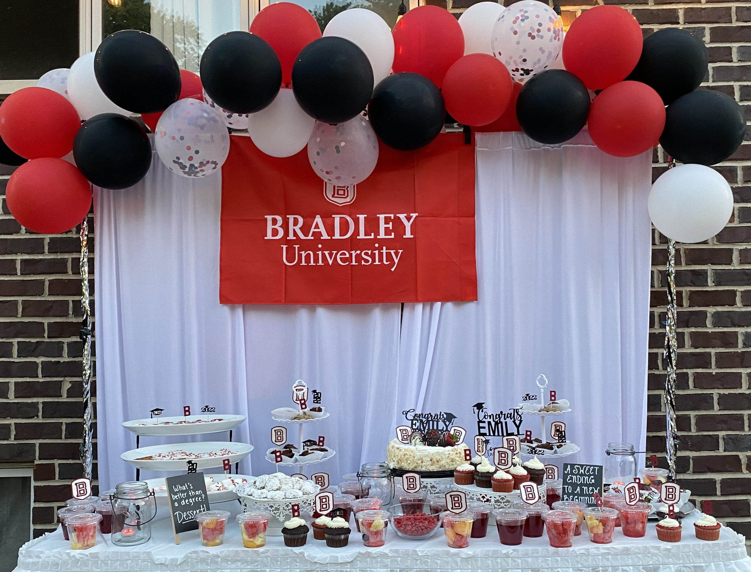 Bradley sweet table.jpg