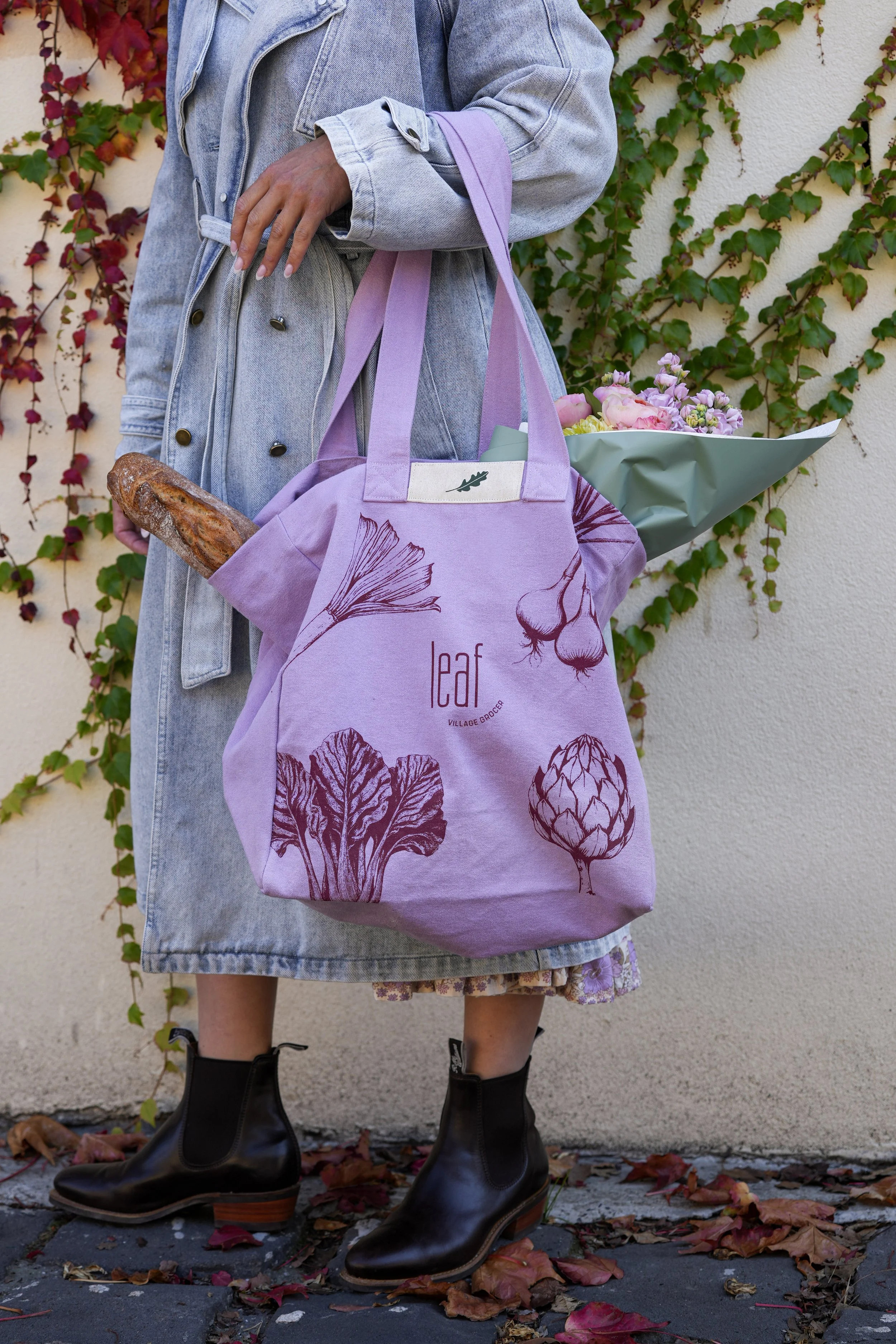 Leaf Tote - Plum