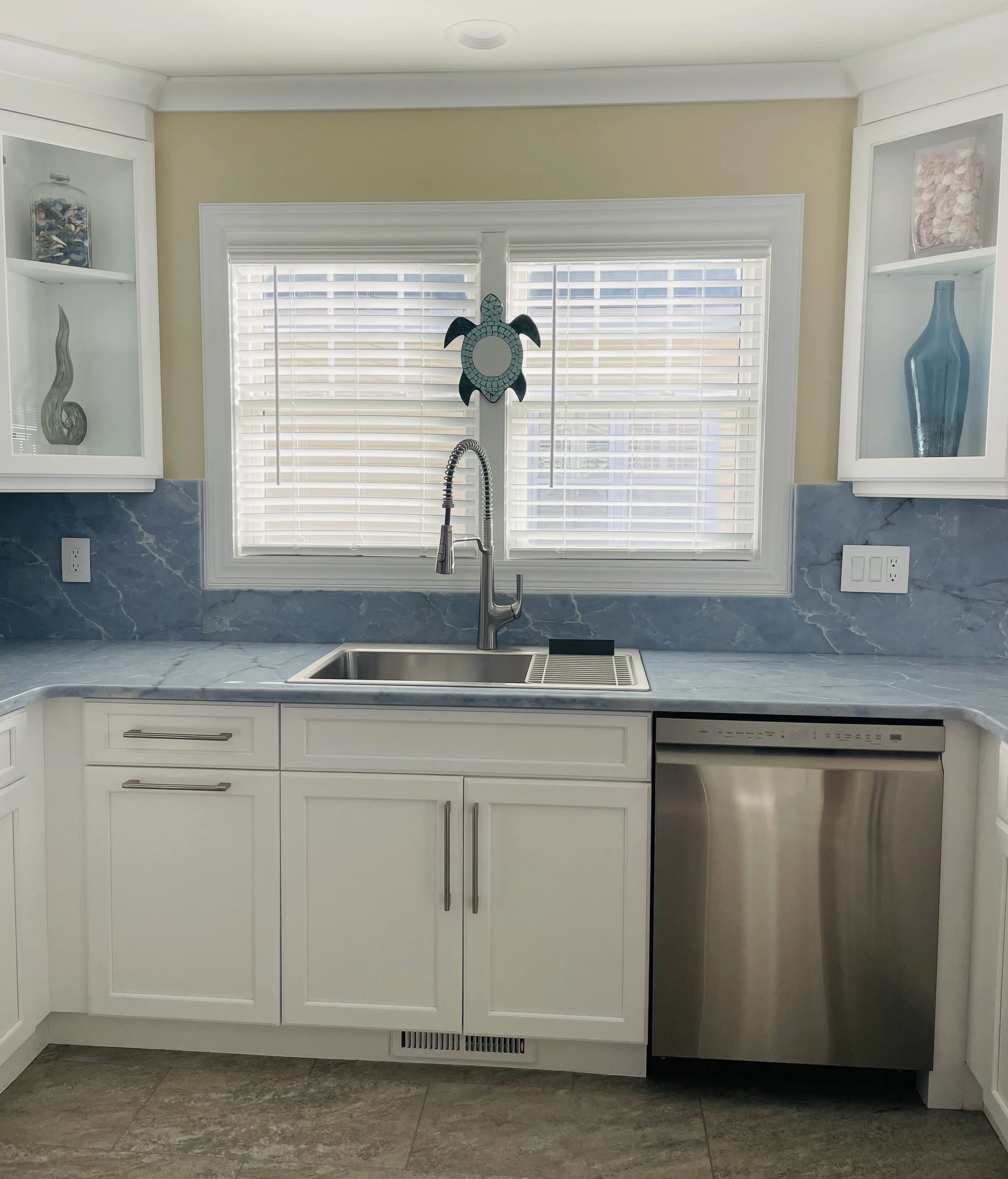 Kitchen sink area.jpeg