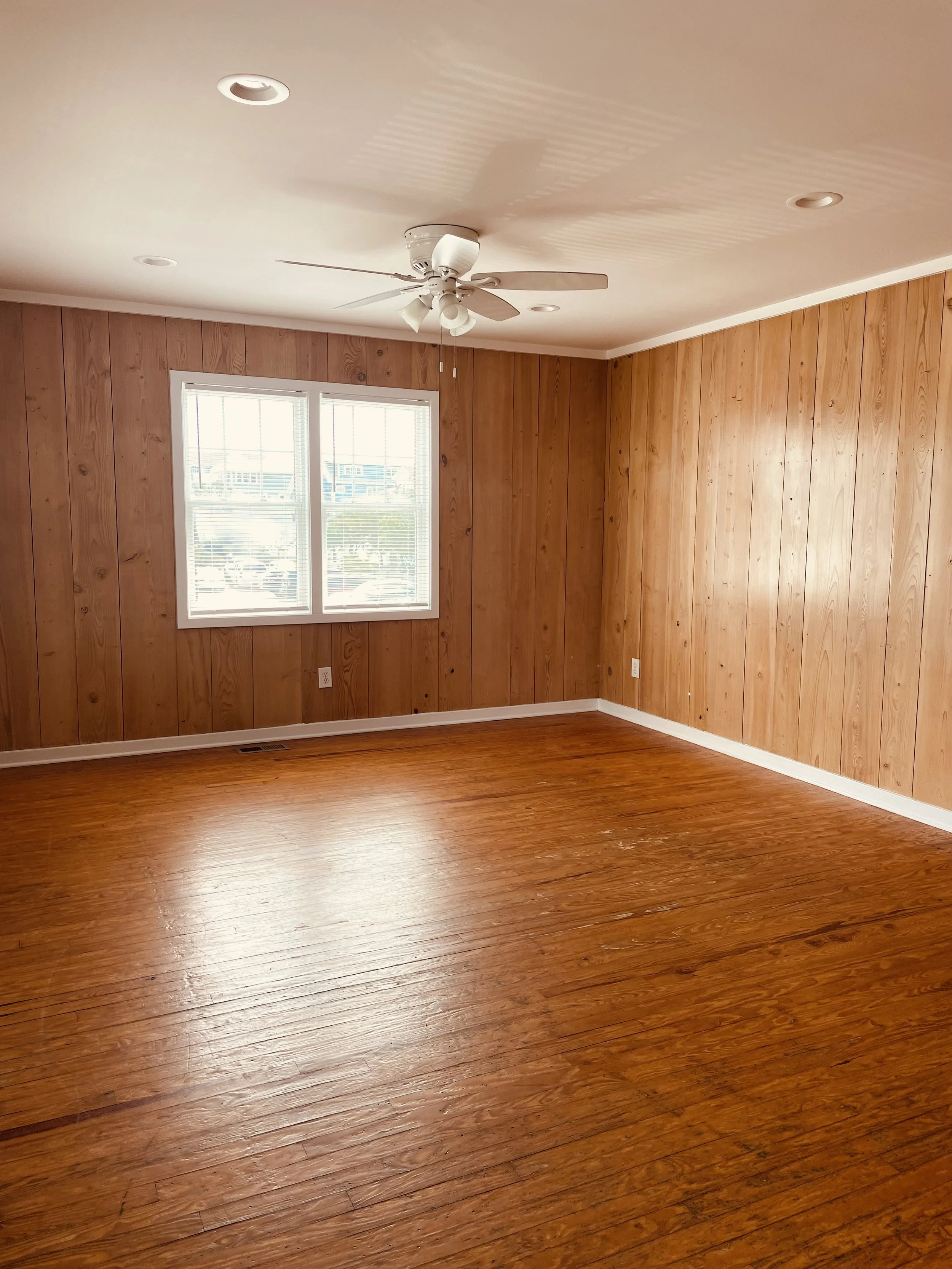 The Purple House, living room at Wrightsville Beach rental