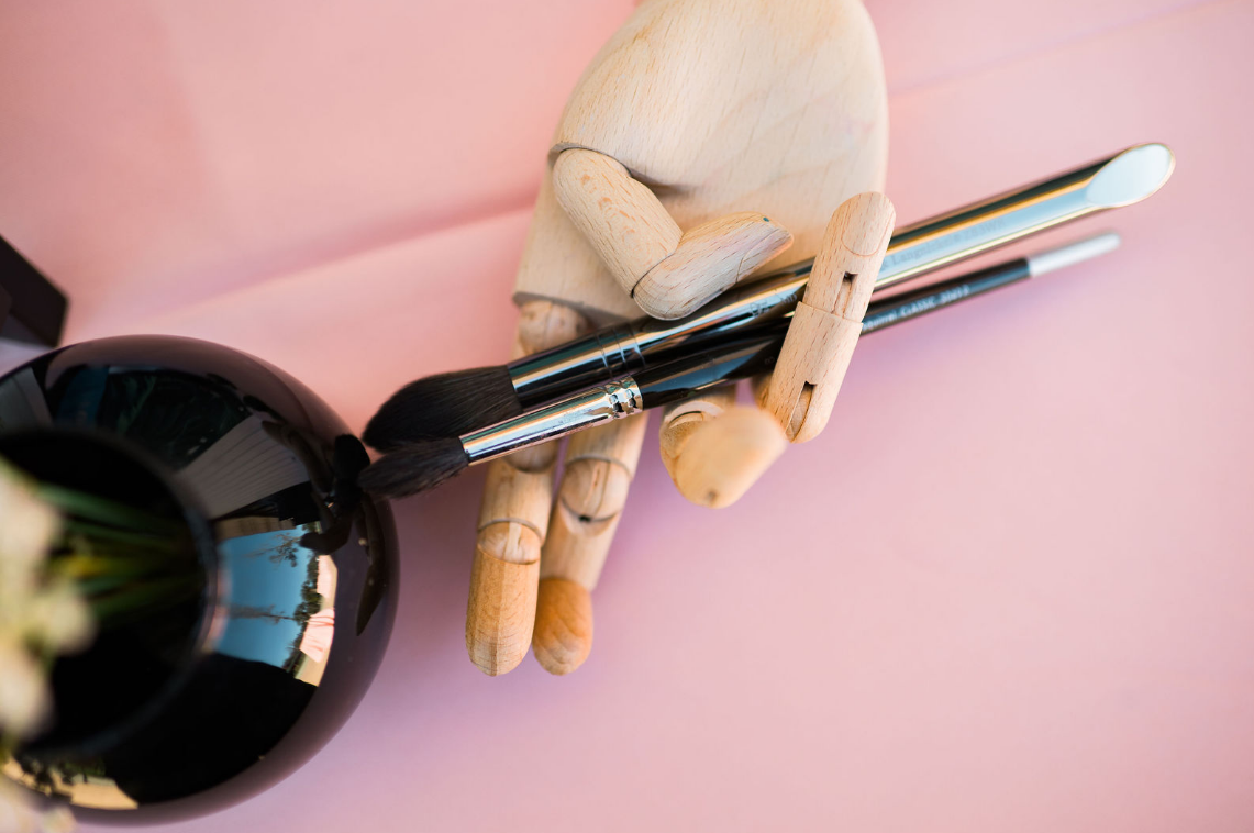 live wedding illustrator. live guest wedding or event paining in orlando