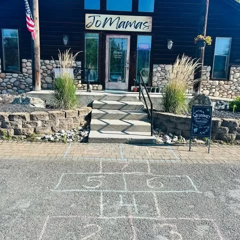 JO MAMAS
5871 US-2 PRIEST RIVER ID
(208) 290-6962
HOURS: 7 days a week 7am-2pm