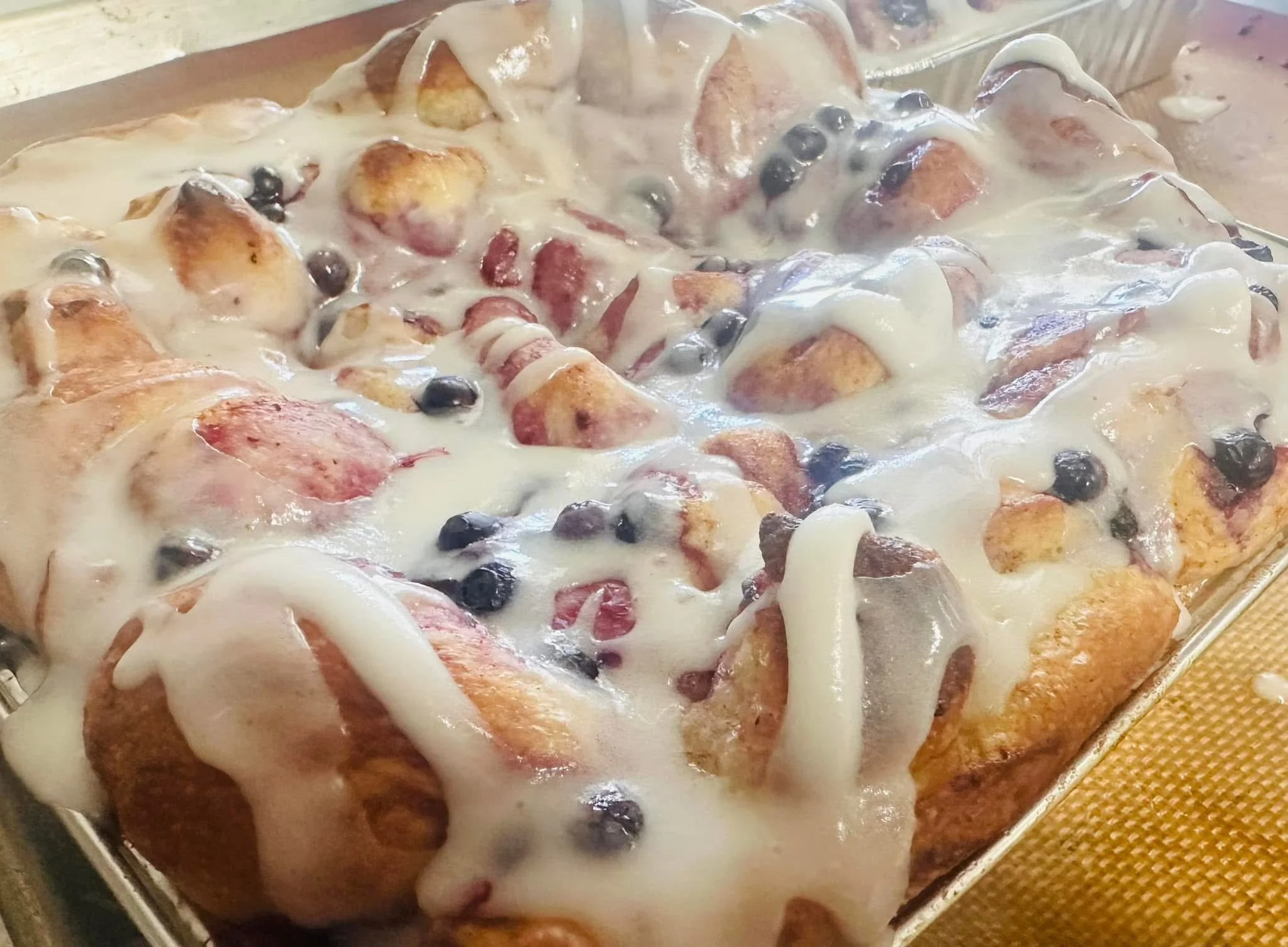 MELLANY'S BAKERY: 
412 RIVER RD, USK
(509) 445-1412
HOURS: MON-SAT 11AM-7PM
KNOWN FOR: LUNCH SANDWICHES
DID YOU TRY: HER PASTRIES ARE AMAZING!