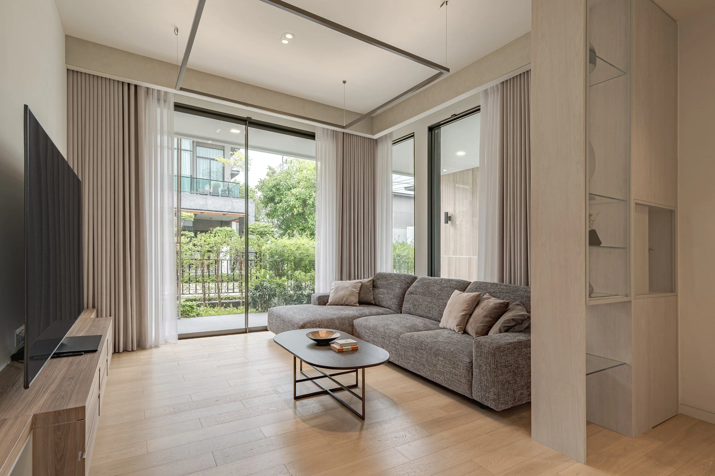 DER09805-HDR-Edit-2.jpg