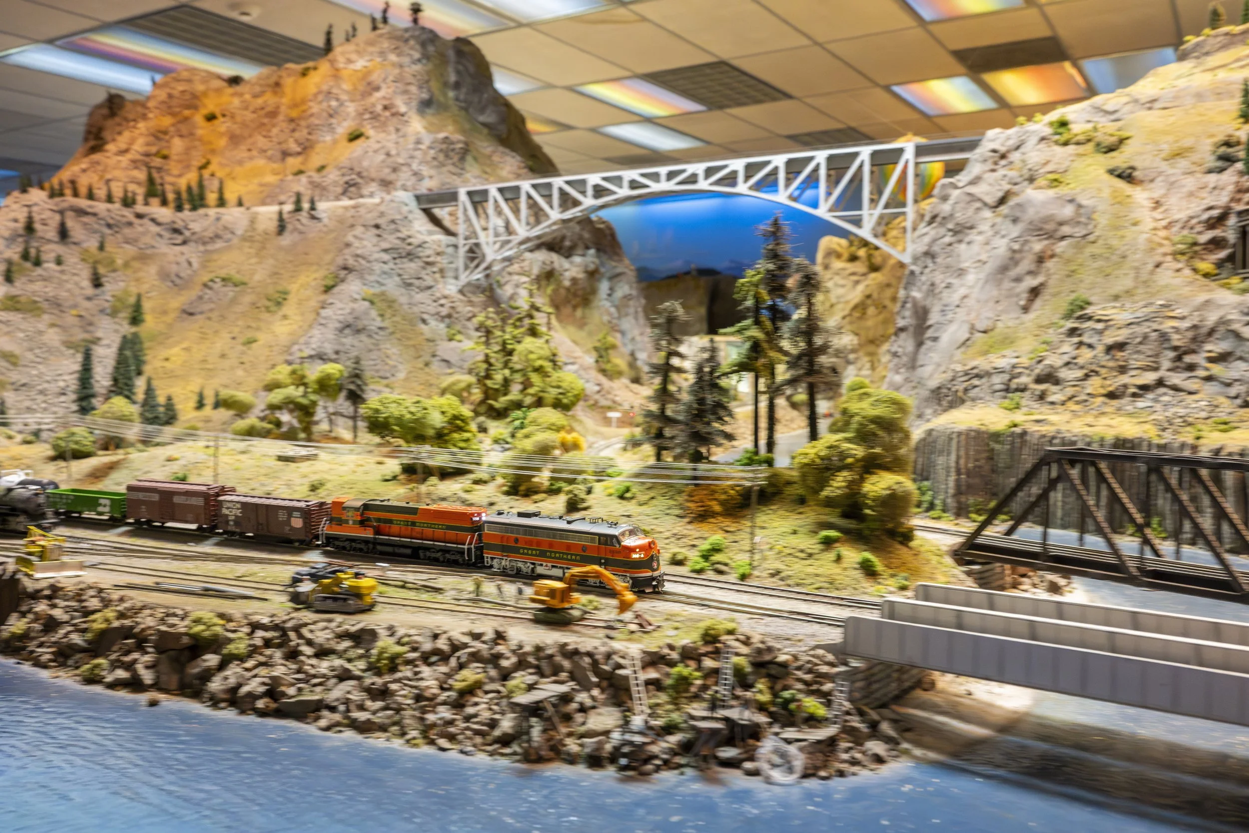 A Tour Of The Layout Part 2 by Neal Imperatrice 