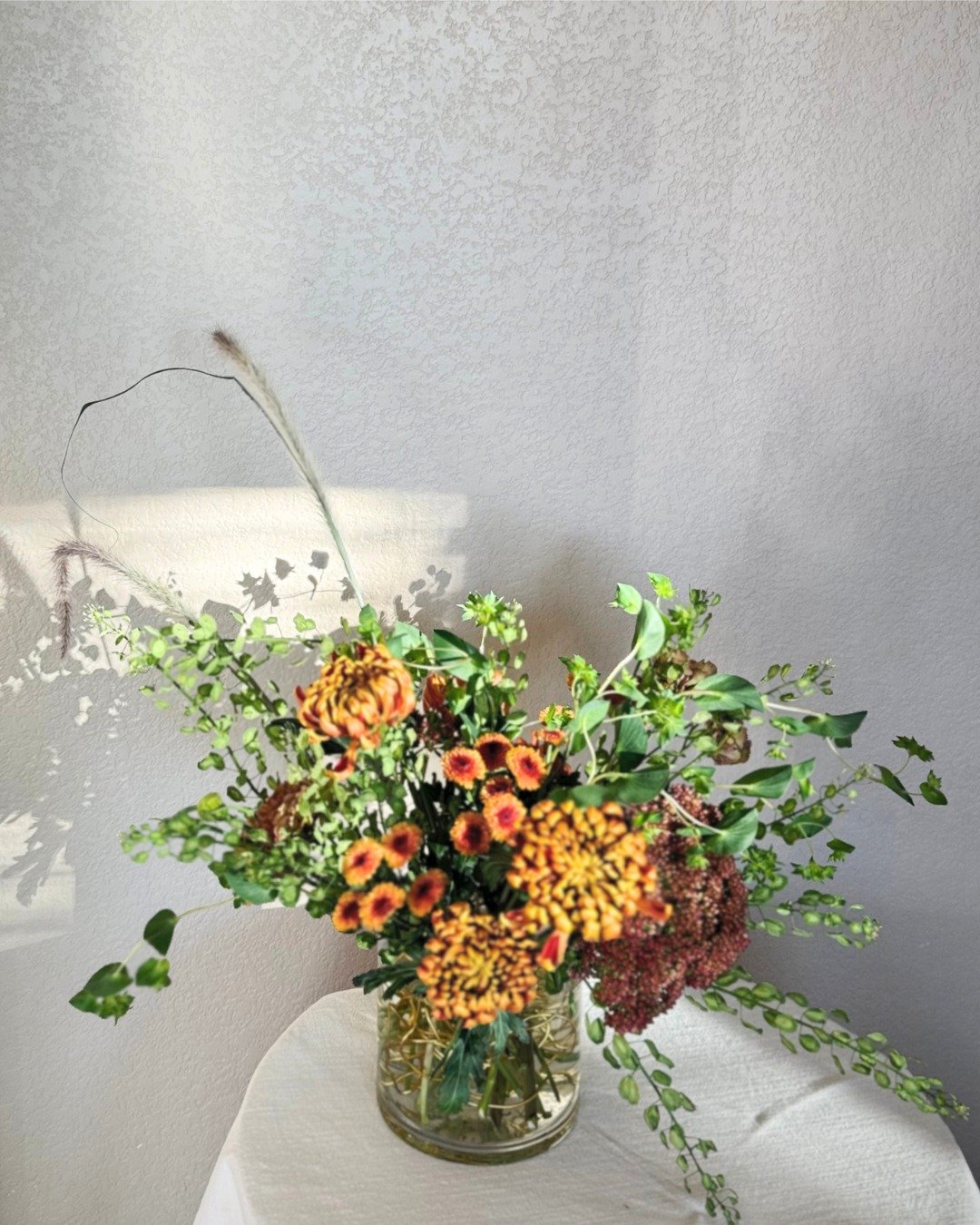 Practicing Ikebana ( Japanese floral design) has taught me something I always carry with me while working in Las Vegas &mdash;
to design as flowers live.

Each flower grows toward the light.
Companions thrive together in harmony.
And beauty unfolds n