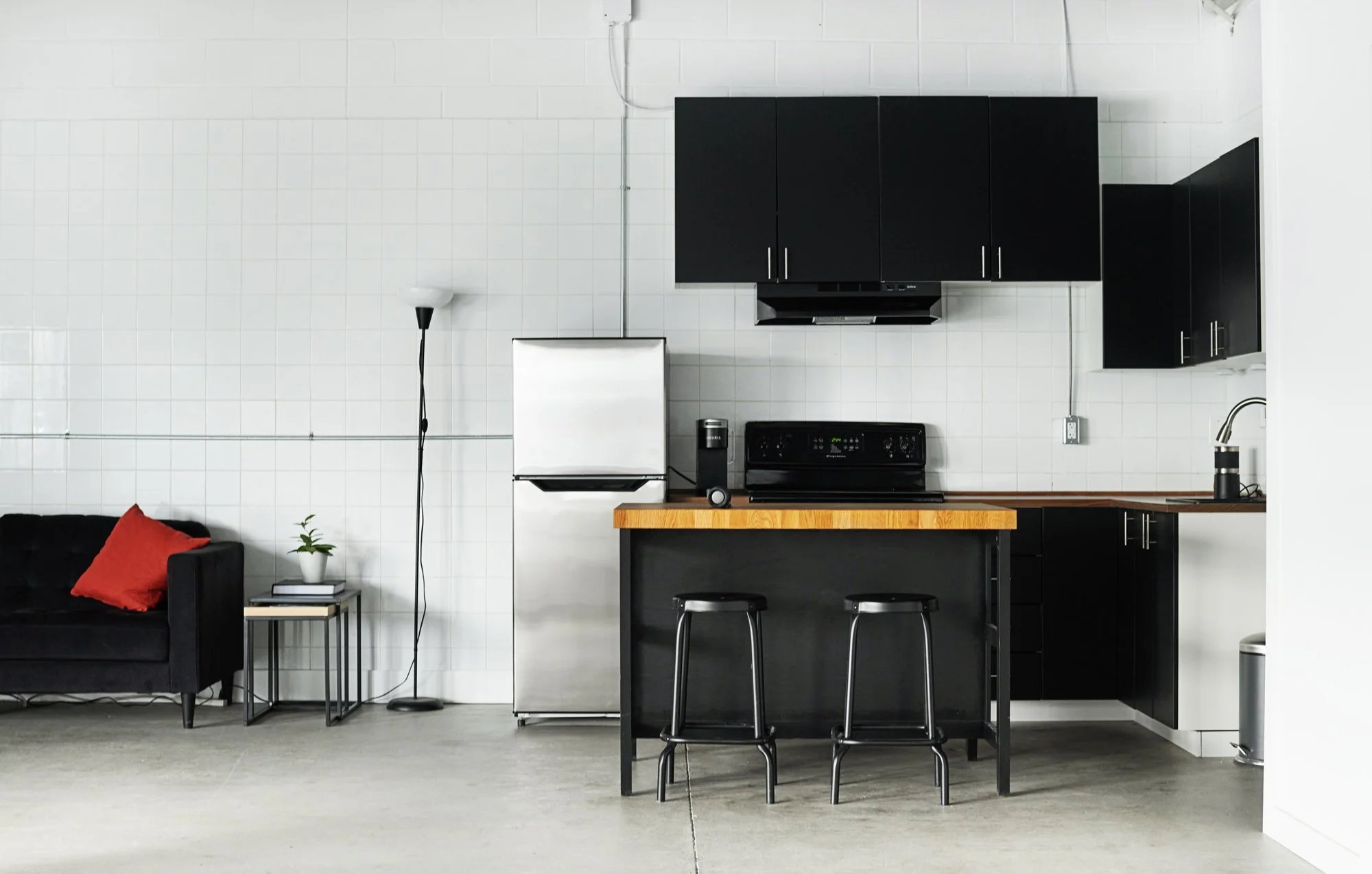 12hour - Kitchen.jpg