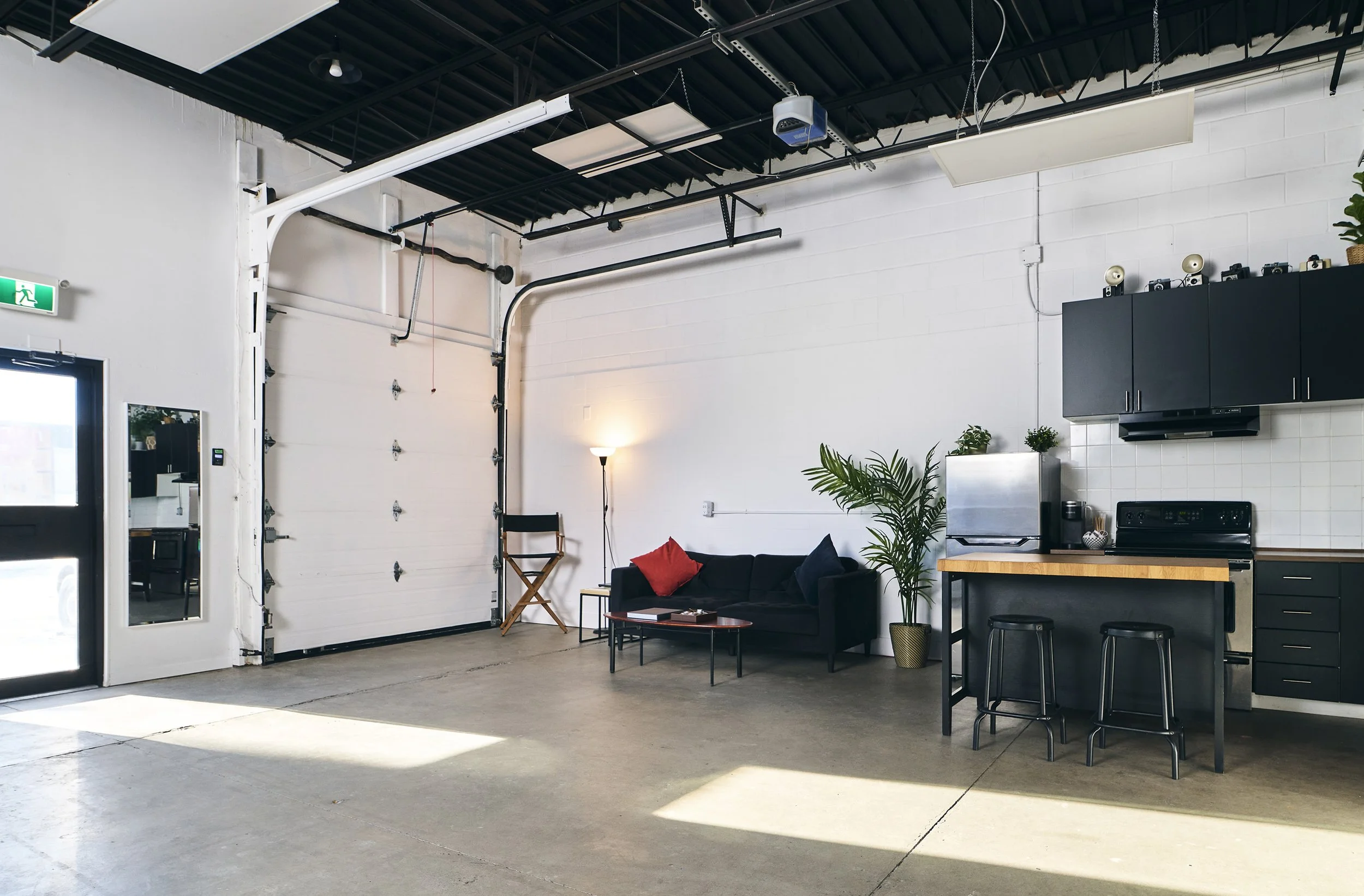 12HR Interior-Garage Corner.jpg