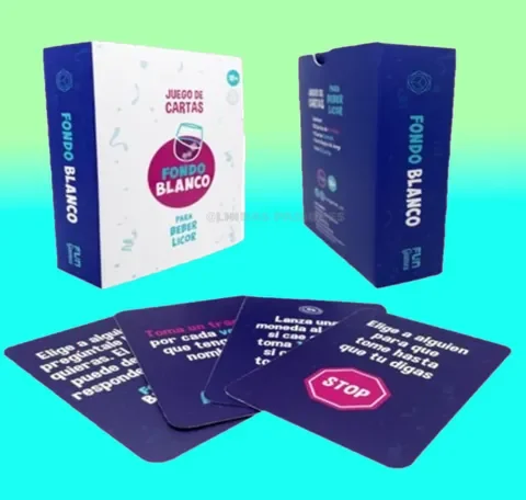 JUEGO DE CARTAS FONDO BLANCO.webp