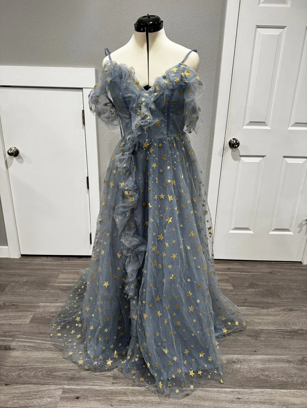Rent With Alina | Dress Rentals for Weddings, Photoshoots & Special Events   Rent With Alina