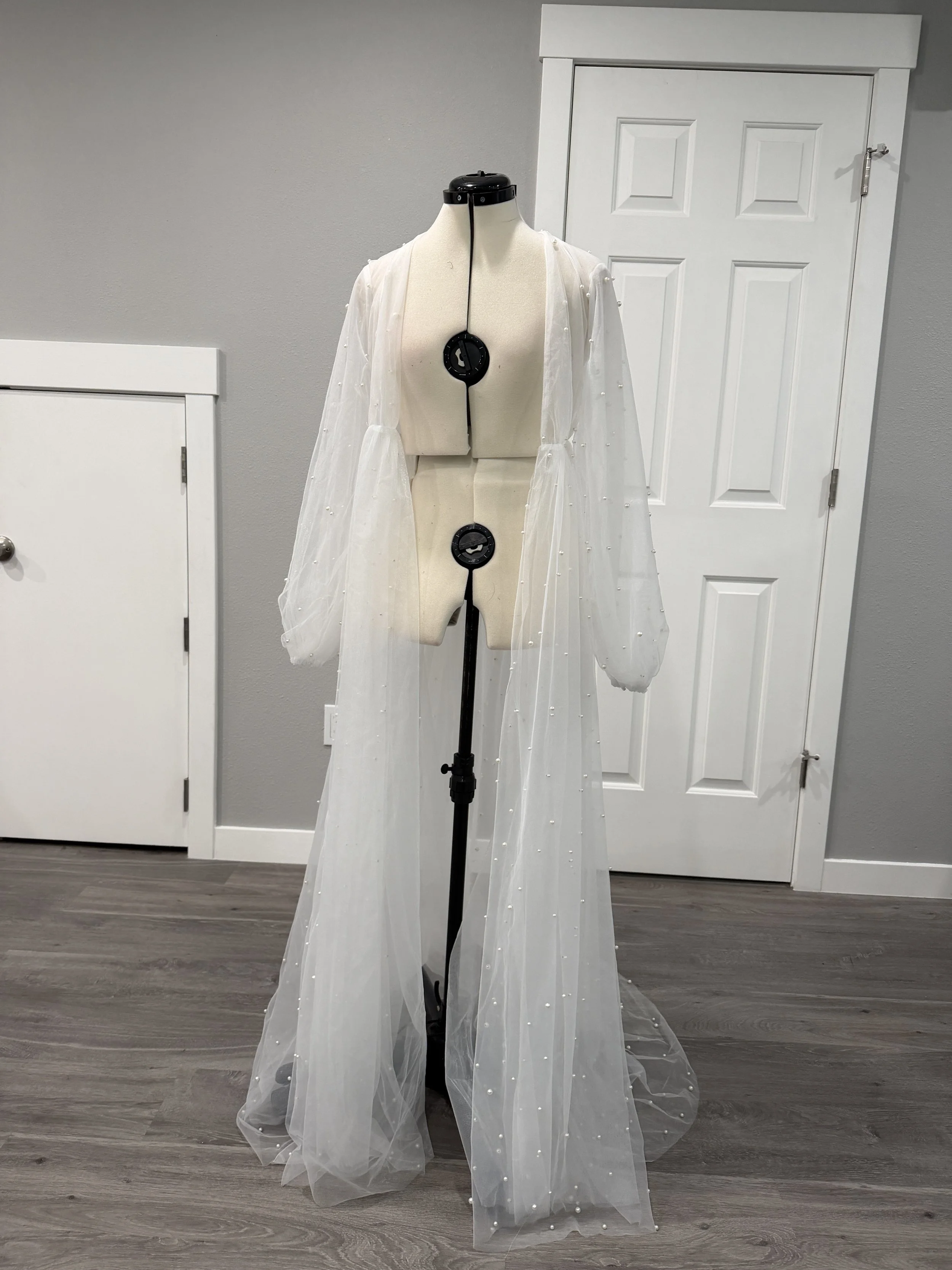 Pearl Robes (XS-S, 2 colors)