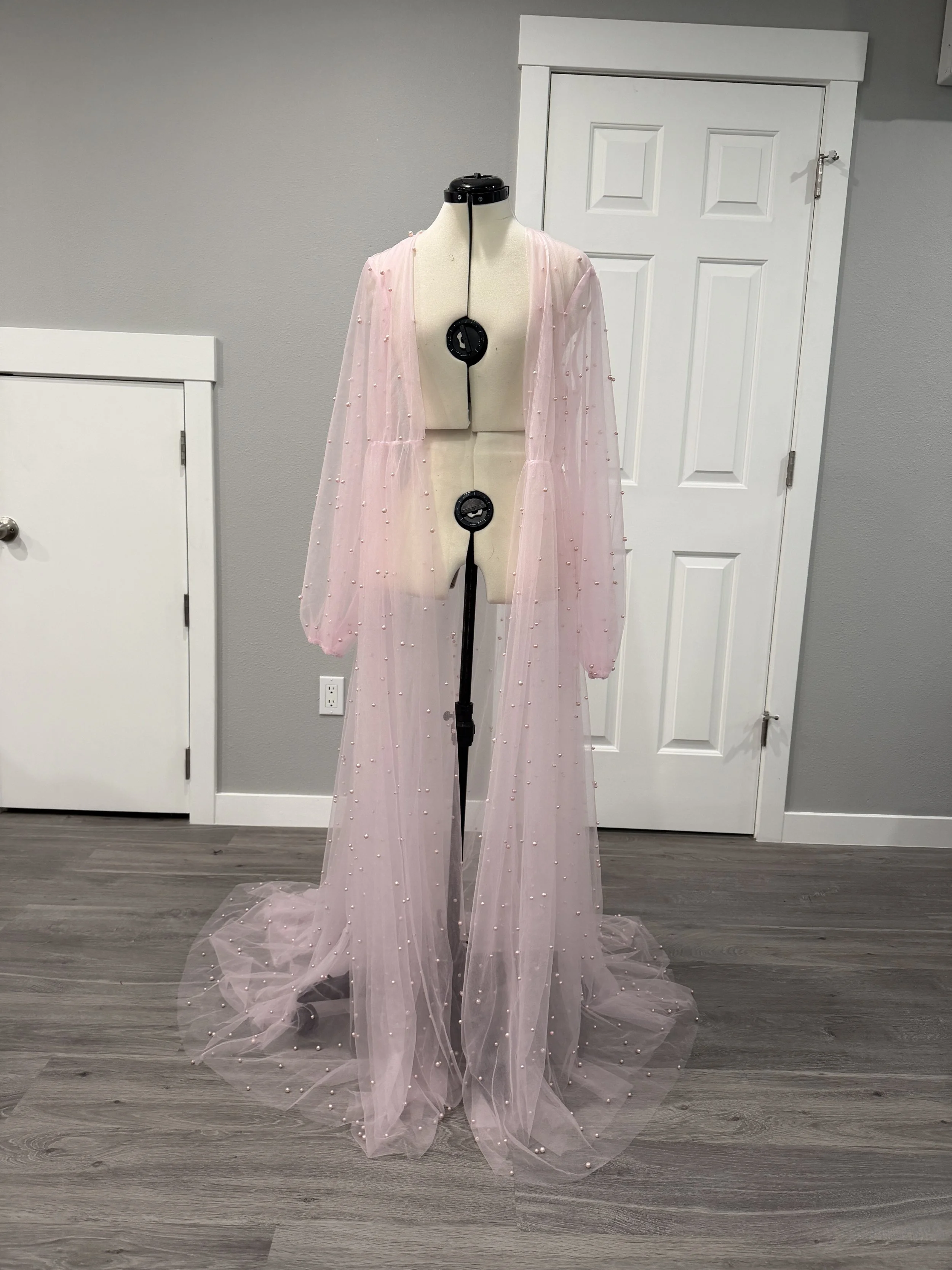 Pearl Robes (XS-S, 2 colors)