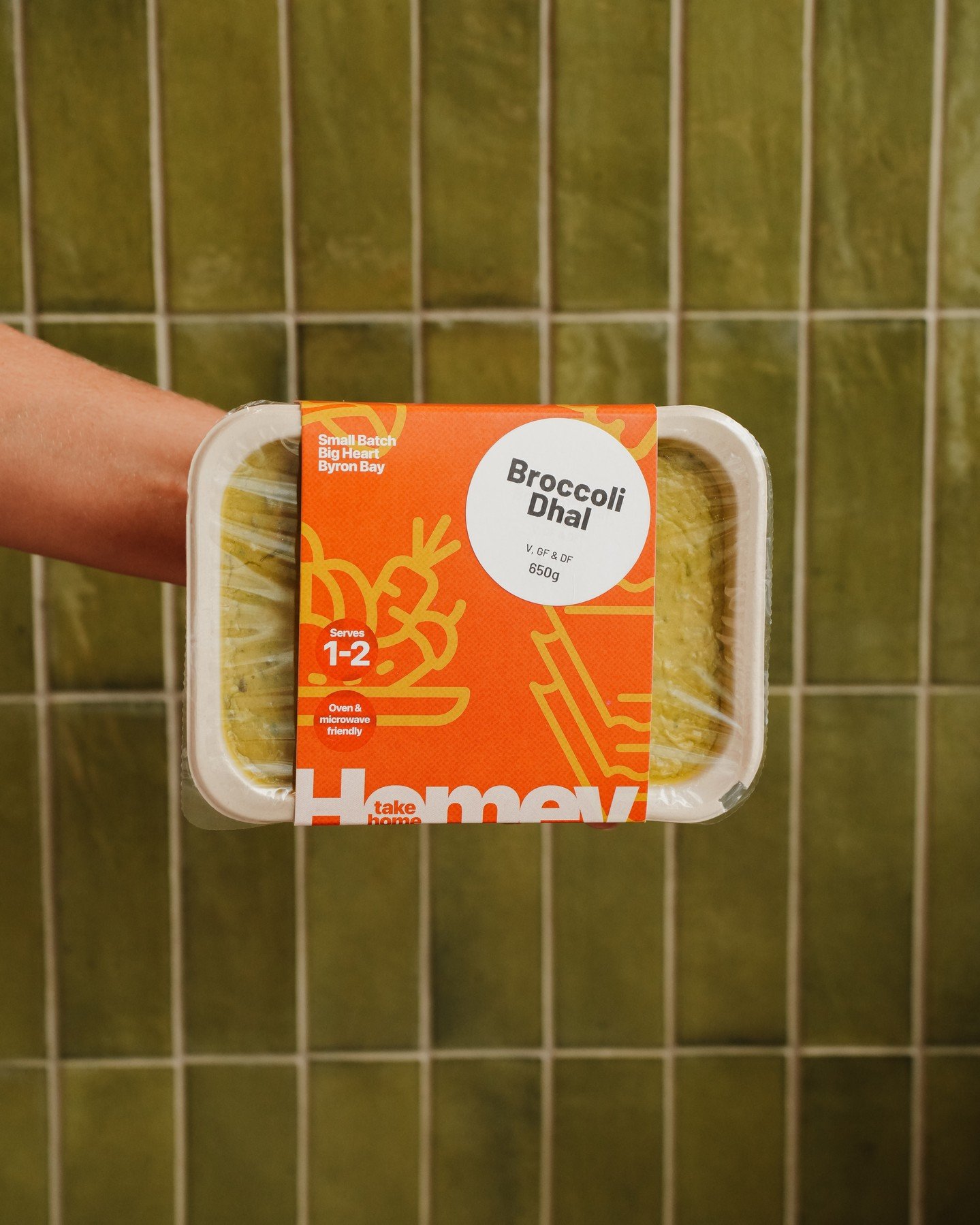 On the menu: Broccoli Dhal! Order online before 10 pm on Mondays for delivery every Thursday.
ㅤ
Our Dahl is creamy, perfectly spiced and packed with goodness. Made in batches by our local chefs...ready to heat and enjoy!
ㅤ
Also available to pick up d
