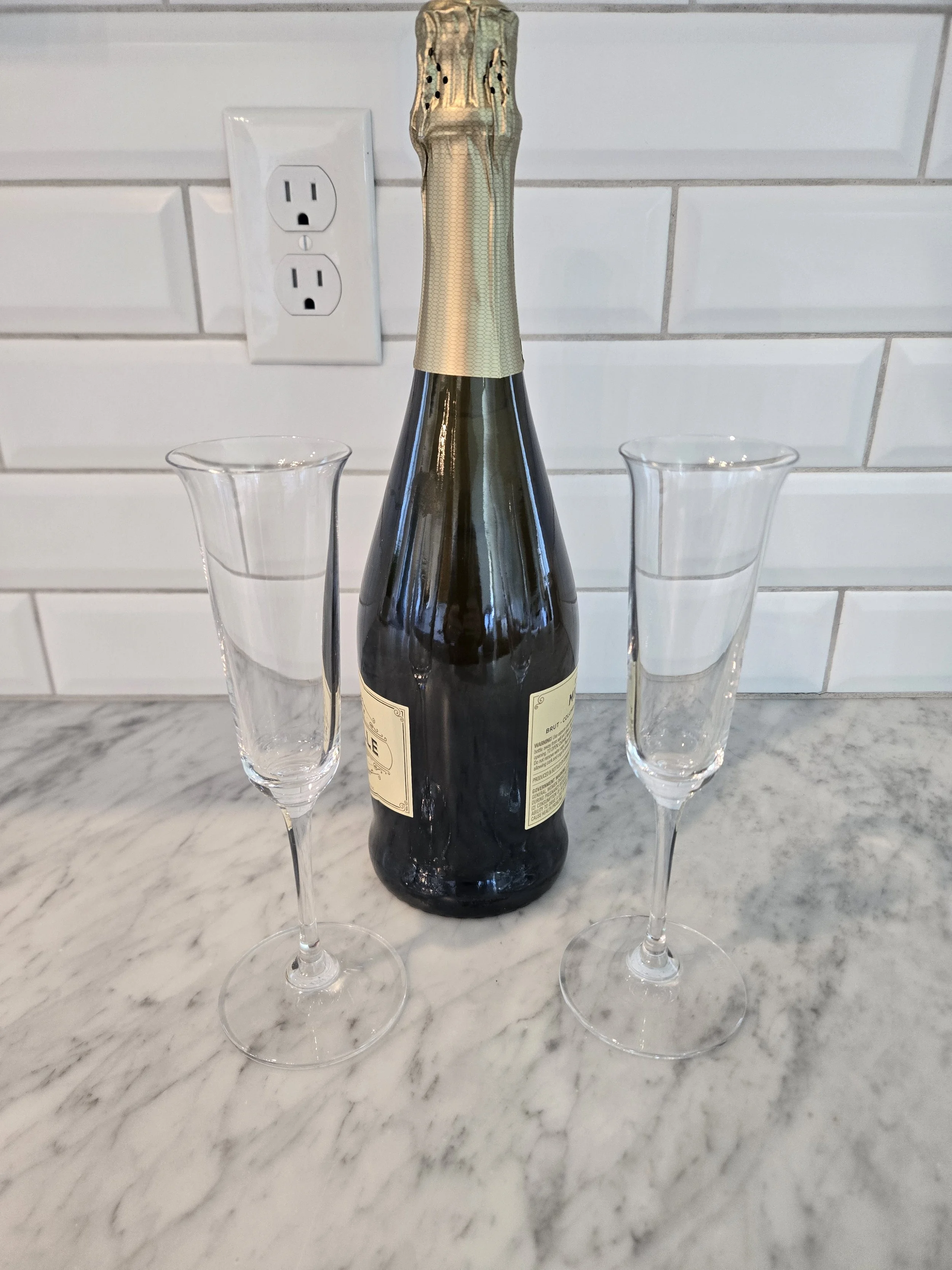 champagneflute.jpg