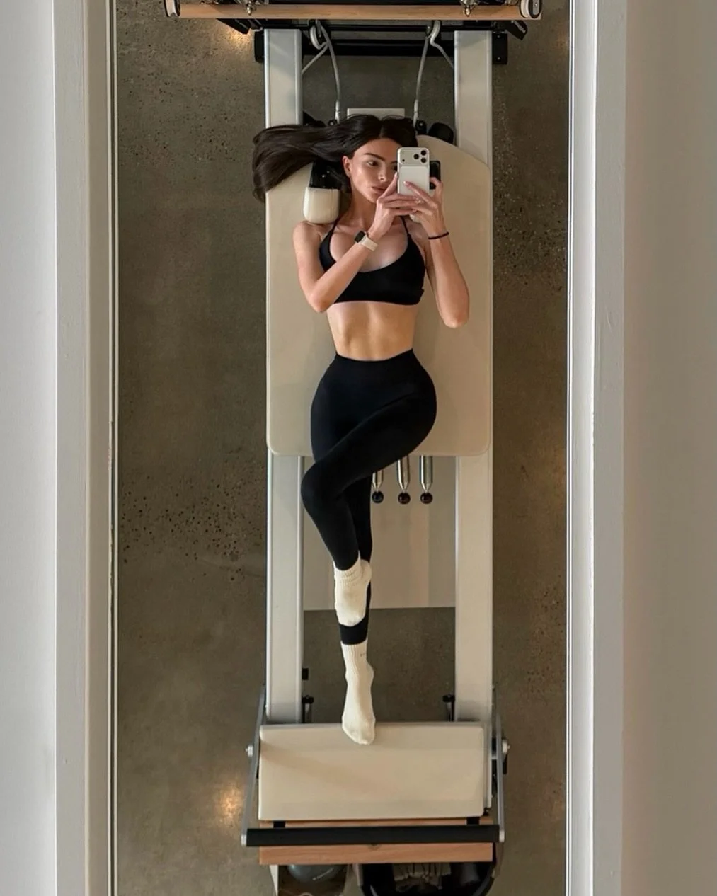 The view from above.

Clean lines. Controlled movement. Quiet luxury in motion.

The work works. Consistency is what changes the body.

A Coco House staple ✨

#cocohouse #consistency #reformerpilates #oursignature 🪞