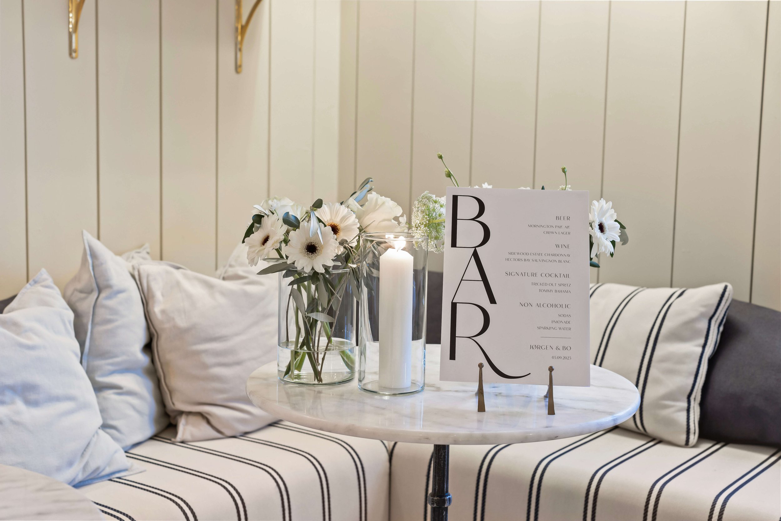 Stående aperitiff i barområdet til Lanternen Brasserie – privat arrangement