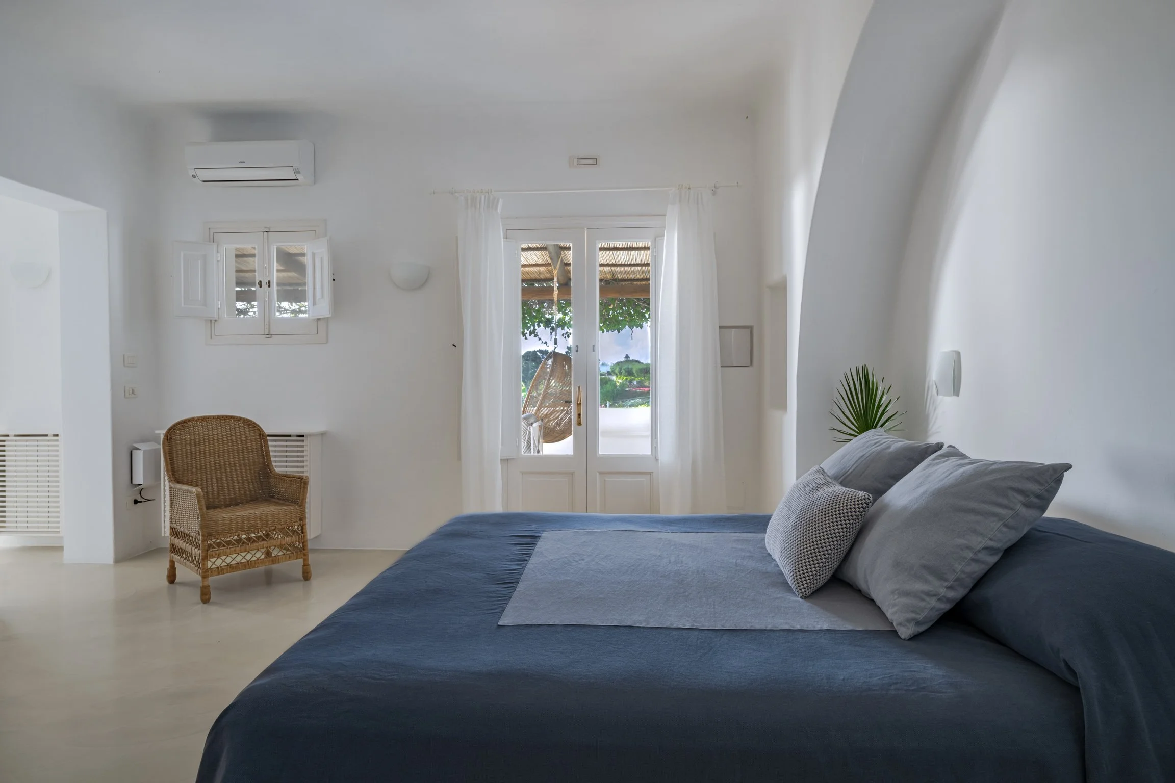Capofaro-room-101_2.jpg