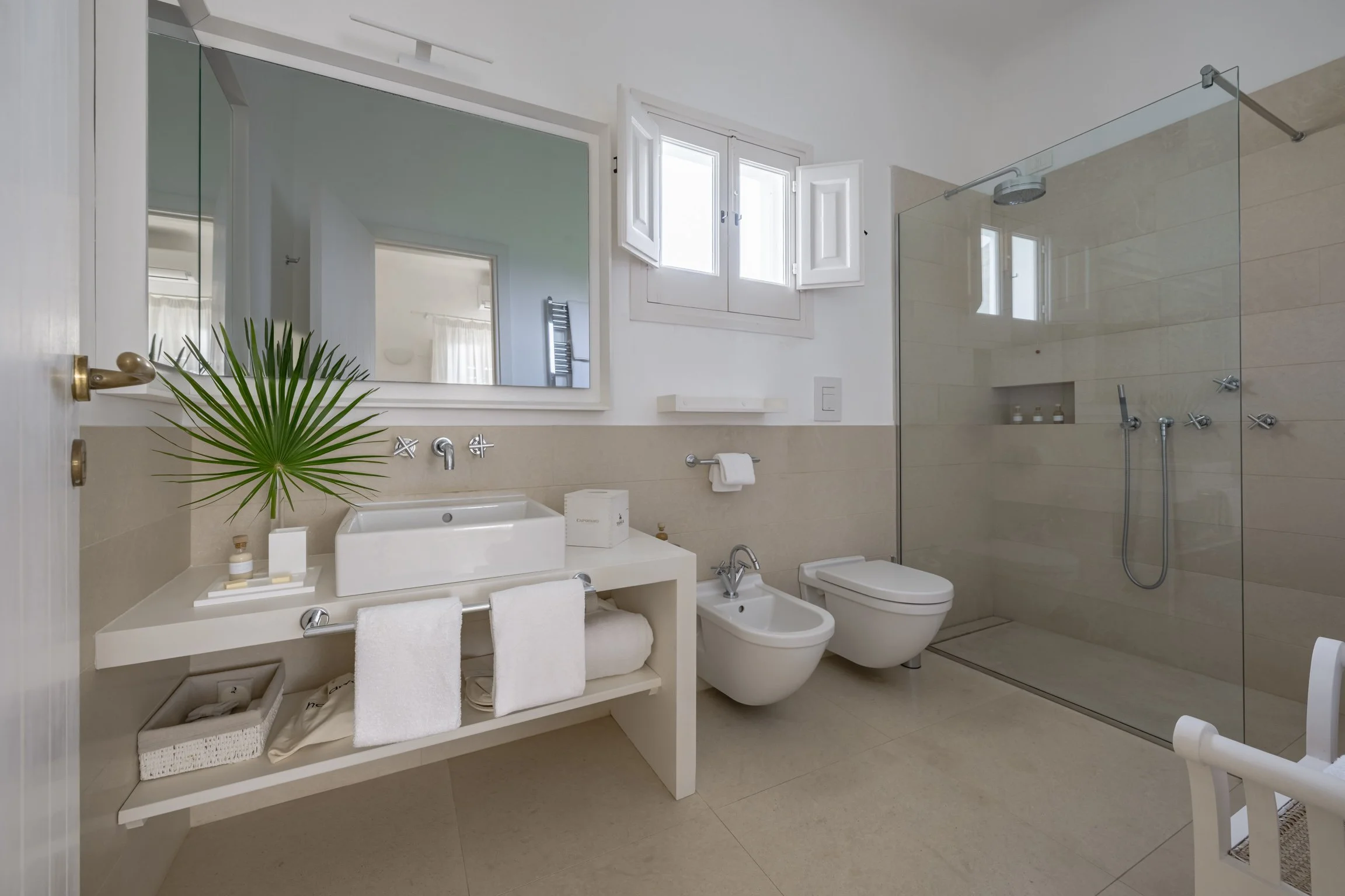 Capofaro-room-101_5.jpg