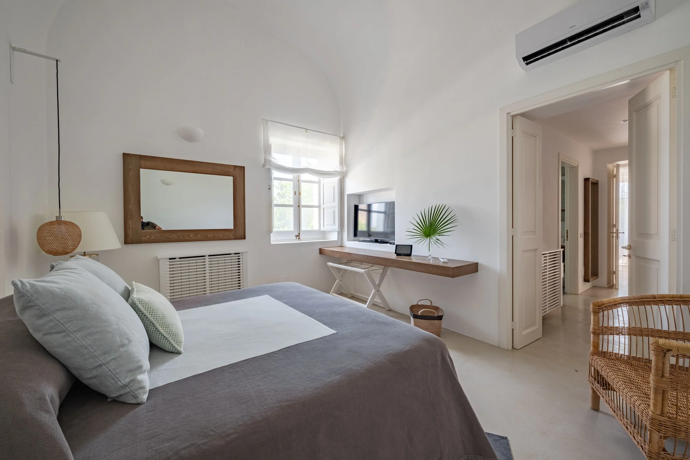 Capofaro-room-22_2.jpg