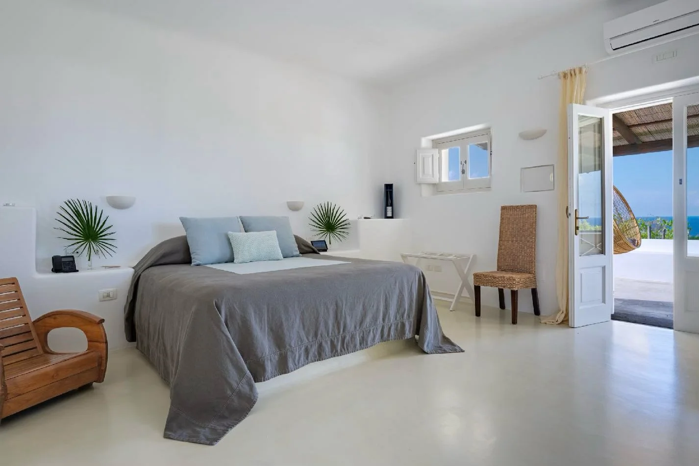 Capofaro-04-Room20.jpg