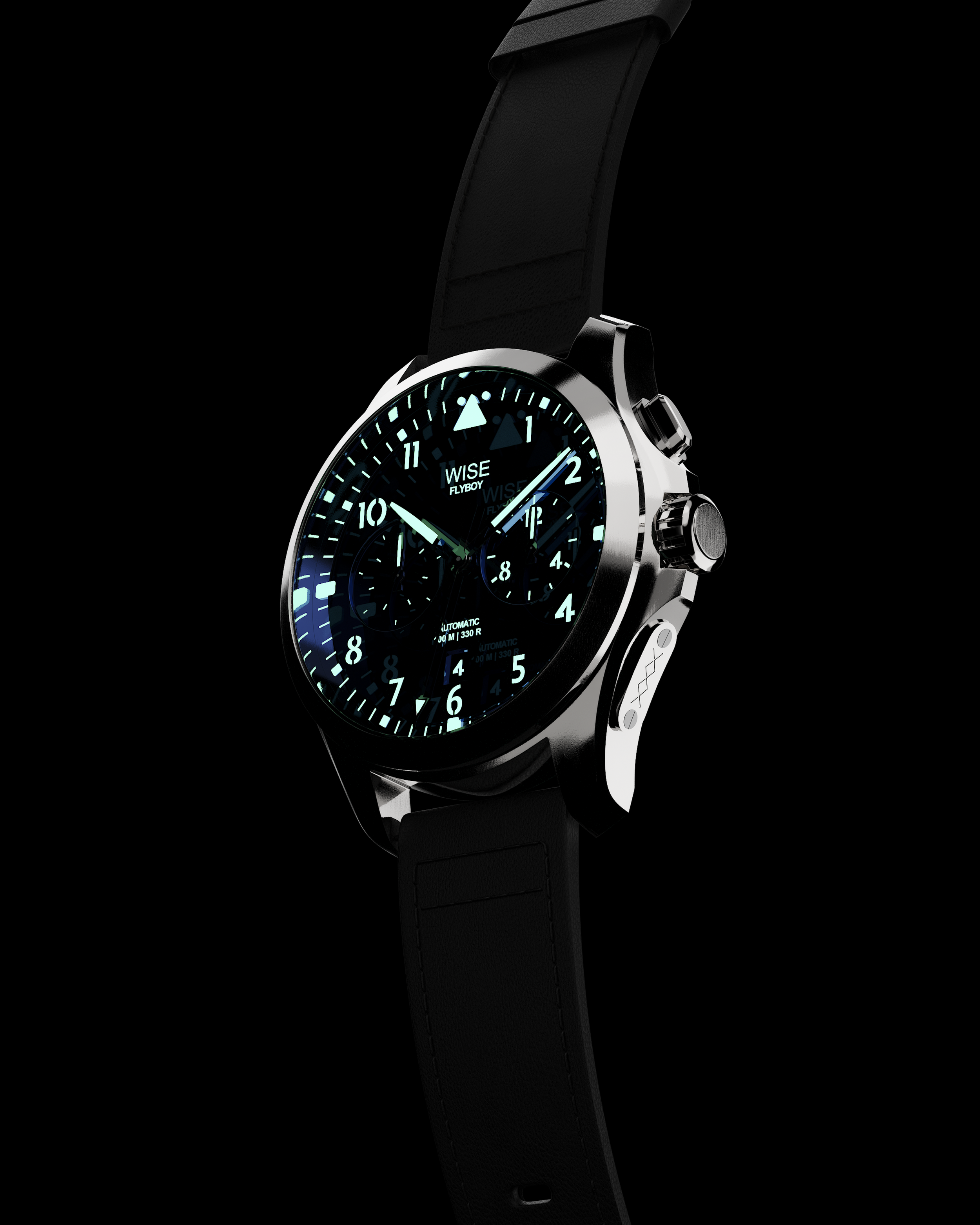 Orologio da polso con quadrante nero illuminato, cinturino nero, posizionato contro sfondo nero.