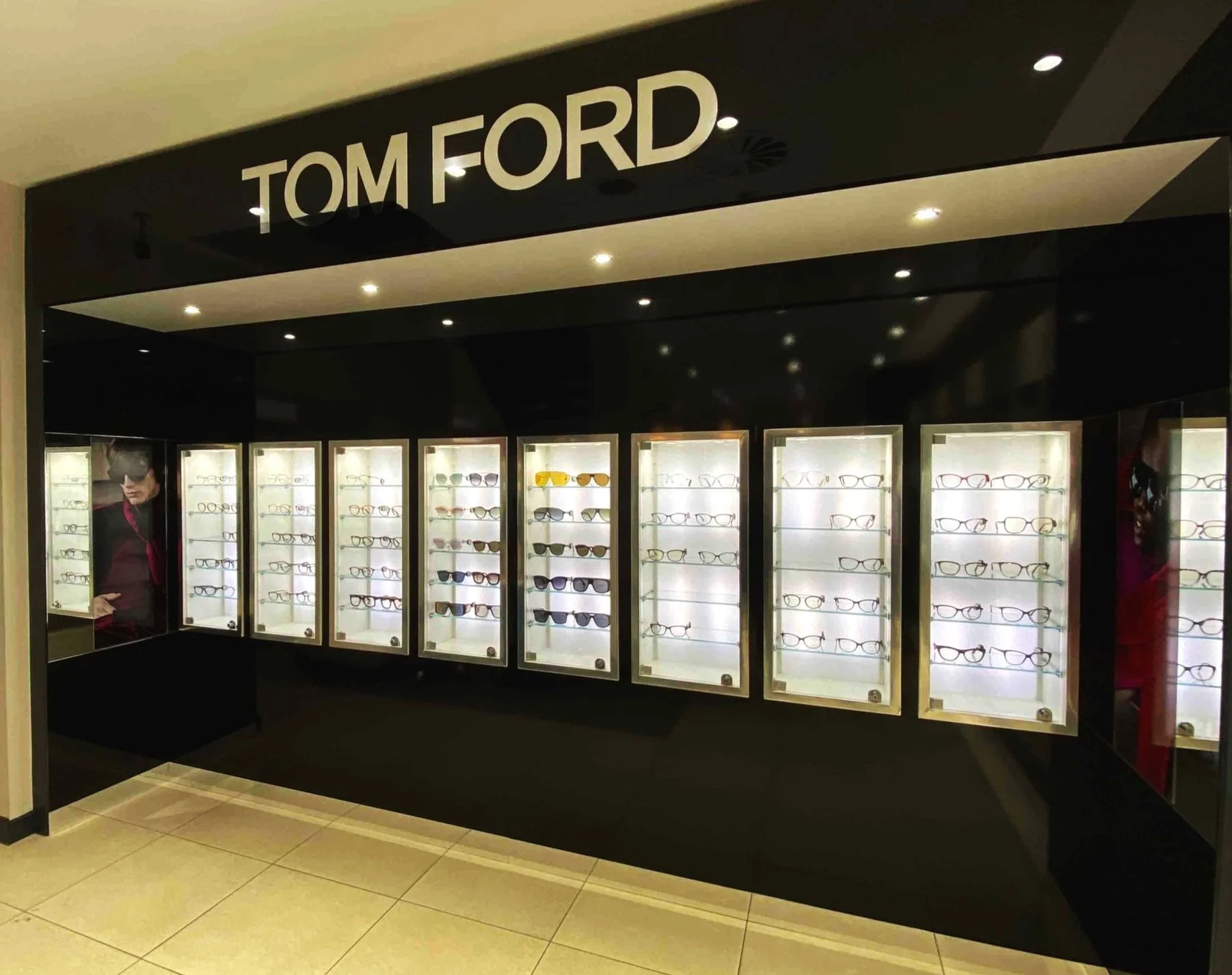 Tom Ford In store Retail Display Area. Retail Visual Marketing by Vision.