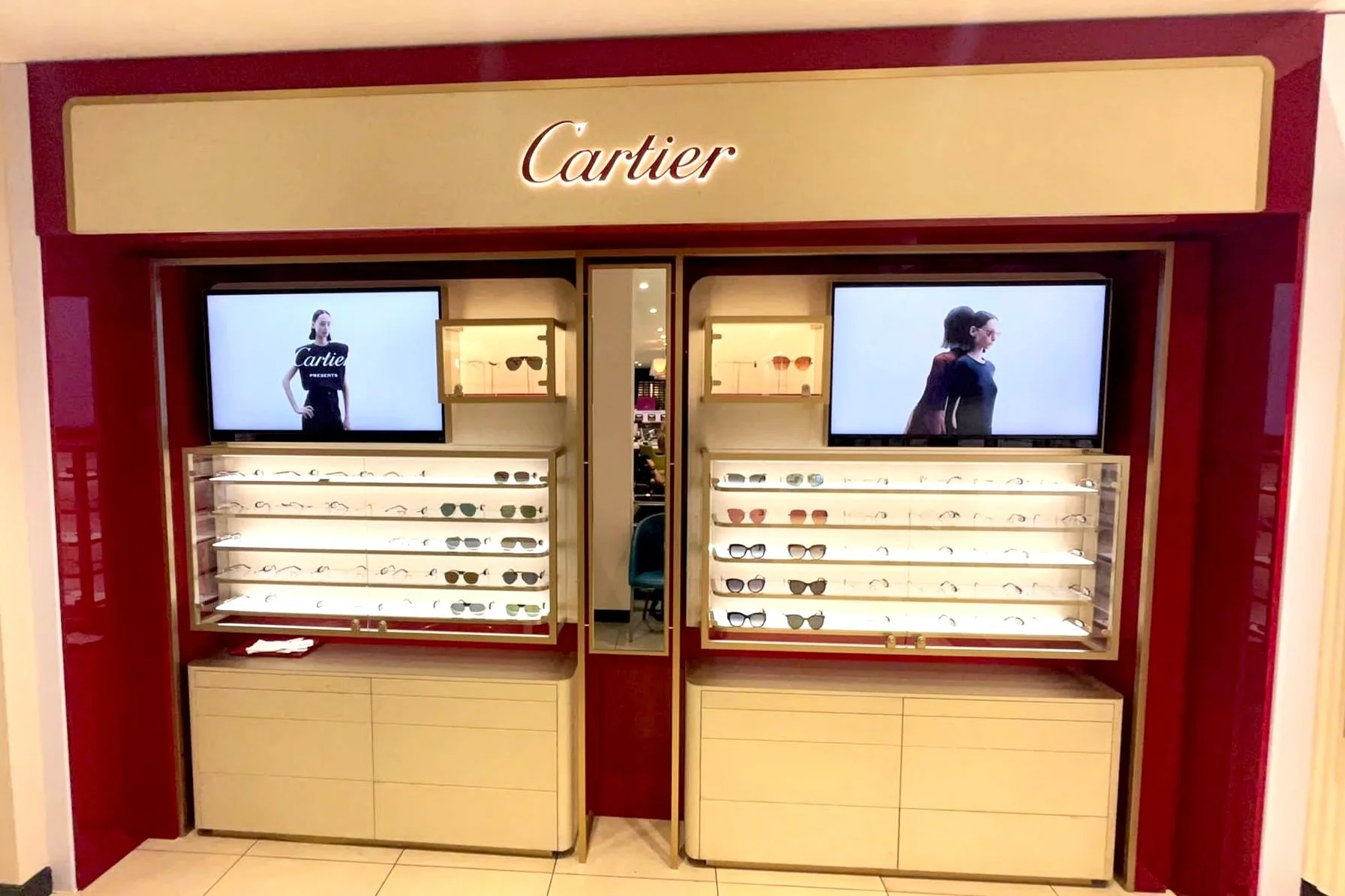 Cartier In store Retail Display Area. Manufactured and Installed by Vision Creative Visual Marketing.