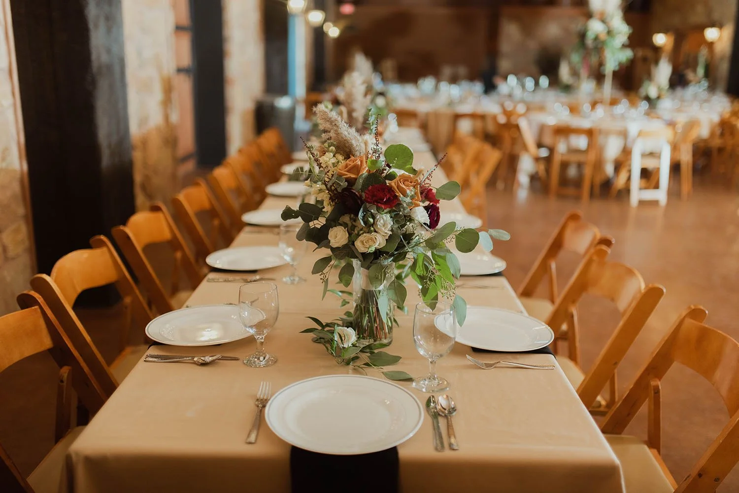 Table setup at a Bella Vita Ranch, a top Texas wedding venue