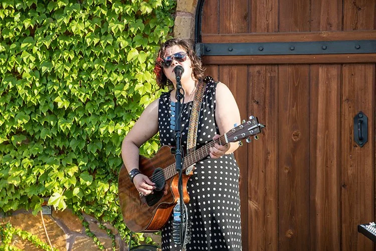 outdoor musical entertainment at Bella Vita Ranch