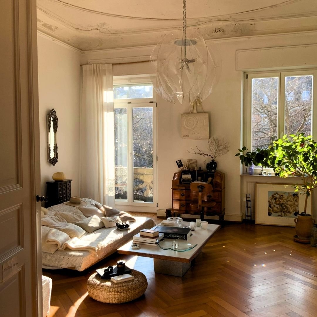 salon cosy fenetre soleil