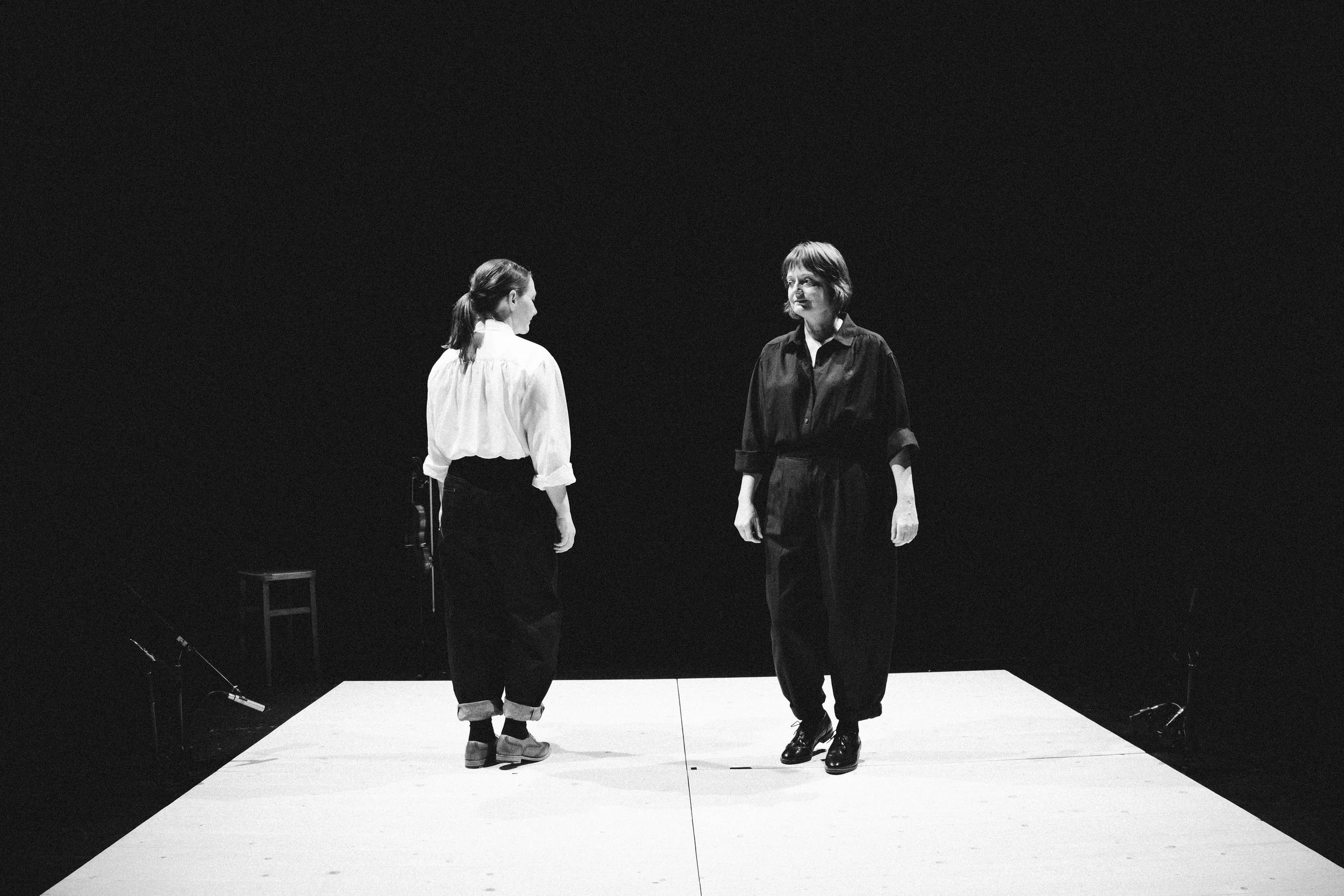 Deiseil- Dancing in Time-18.jpg